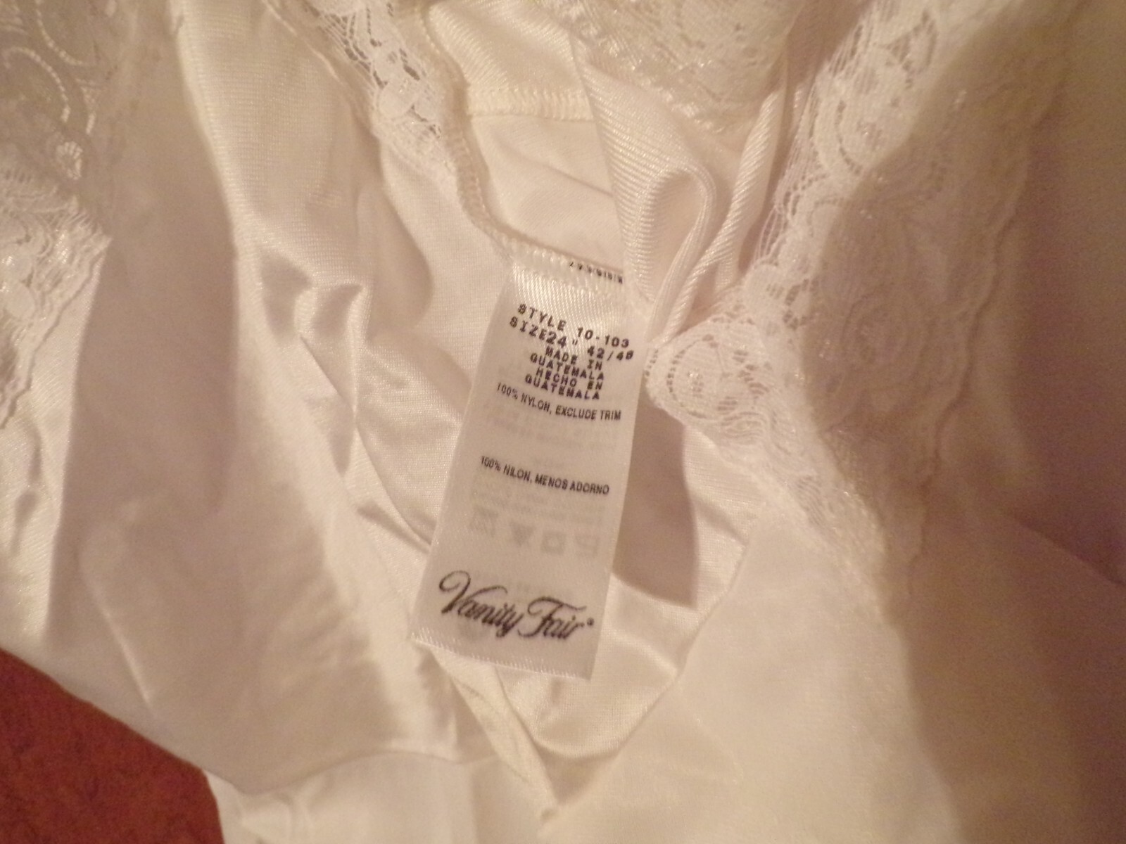 Vintage with Tags Vanity Fair DuPont Nylon Full Slip With Lace Size 24″ 42/48