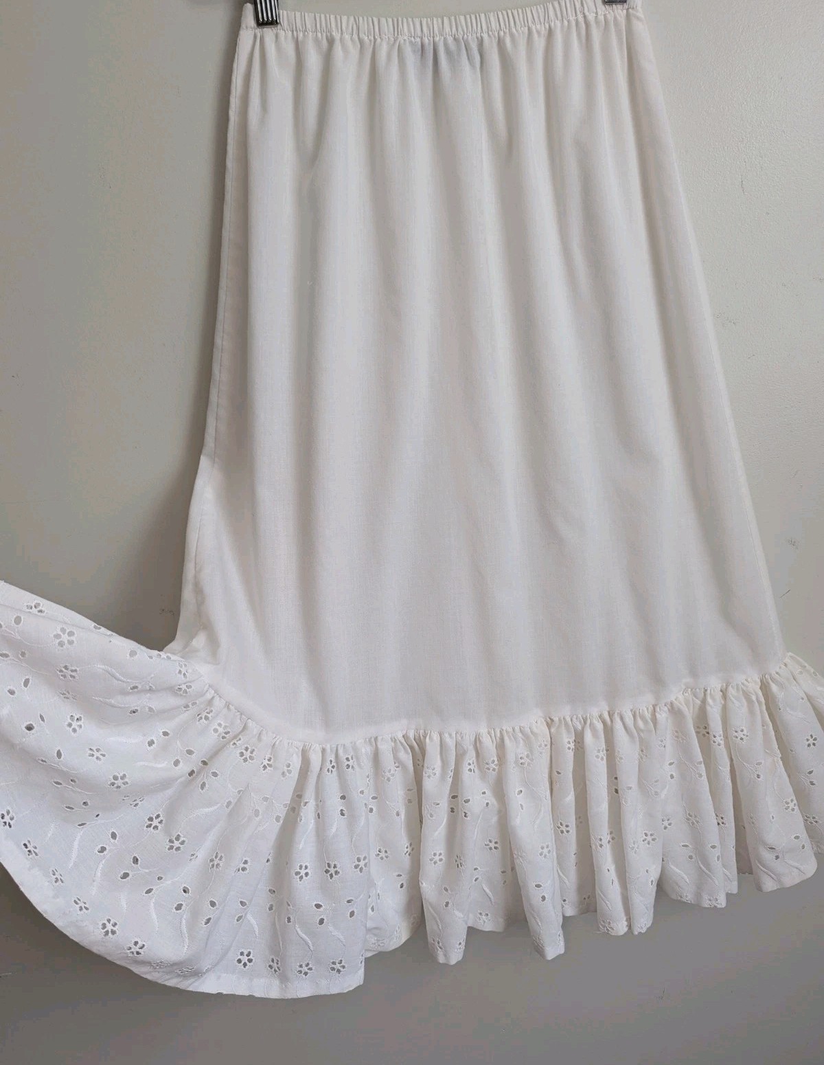 80s Vtg Petticoat Slip Skirt Cotton Eyelet Lace Country Cottagecore 25″ Waist
