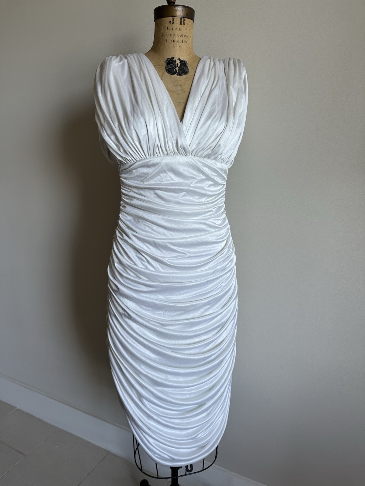 Vtg Lizzy & Johnny by Lucero Draped White Dress. Washed. May smell moth balls.