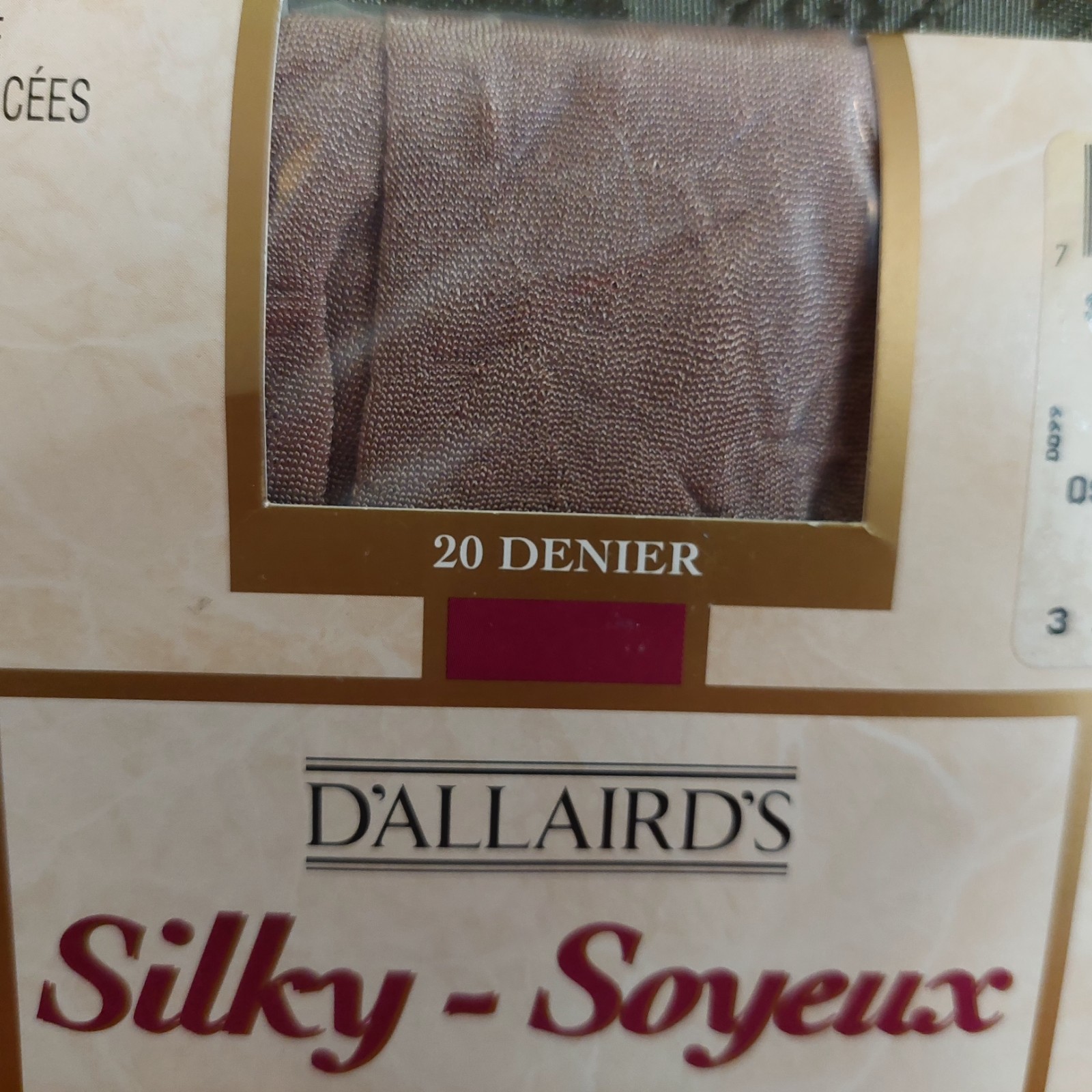 Vintage Pantyhose D’ALLAIRD’S Silky Control Top Color Neutral Size C BFRIP2