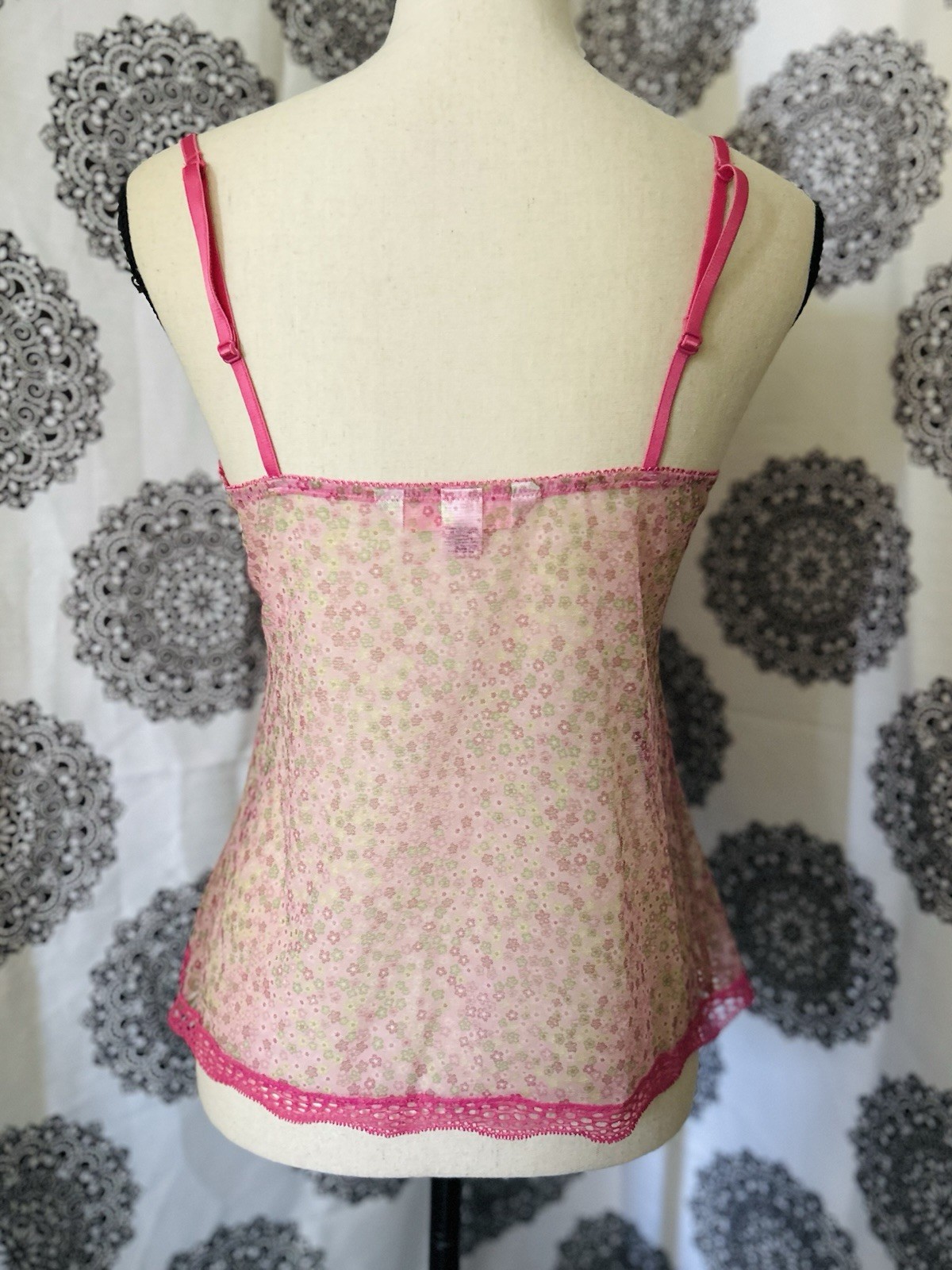 Vintage 2005 Y2K Victoria’s Secret Angels pink / green floral lace cami top M