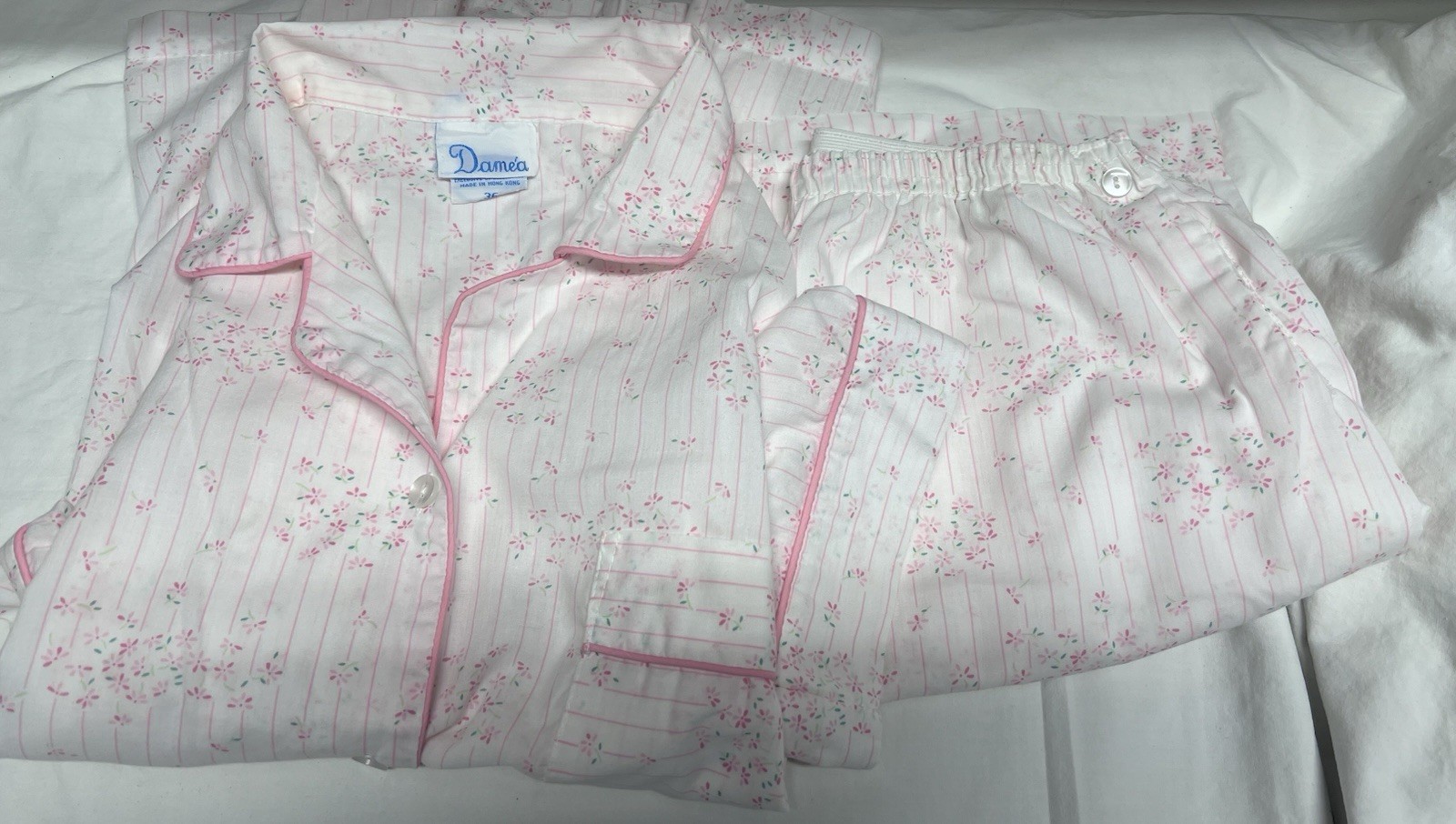 Vtg Damea Women’s Floral Pajamas Size 36