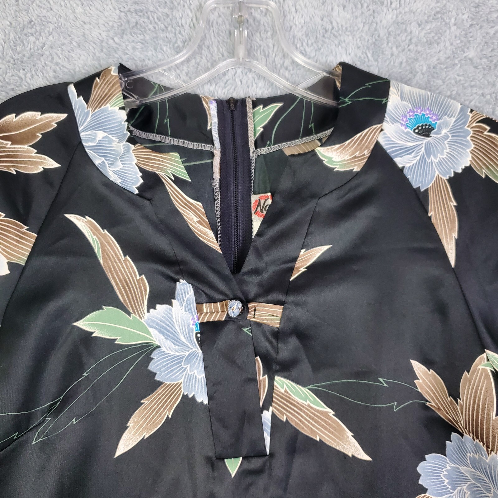 Vtg 60s Nani of Hawaii Dress Sz S M Kimono Shift Floral Vneck Frog Button Satin