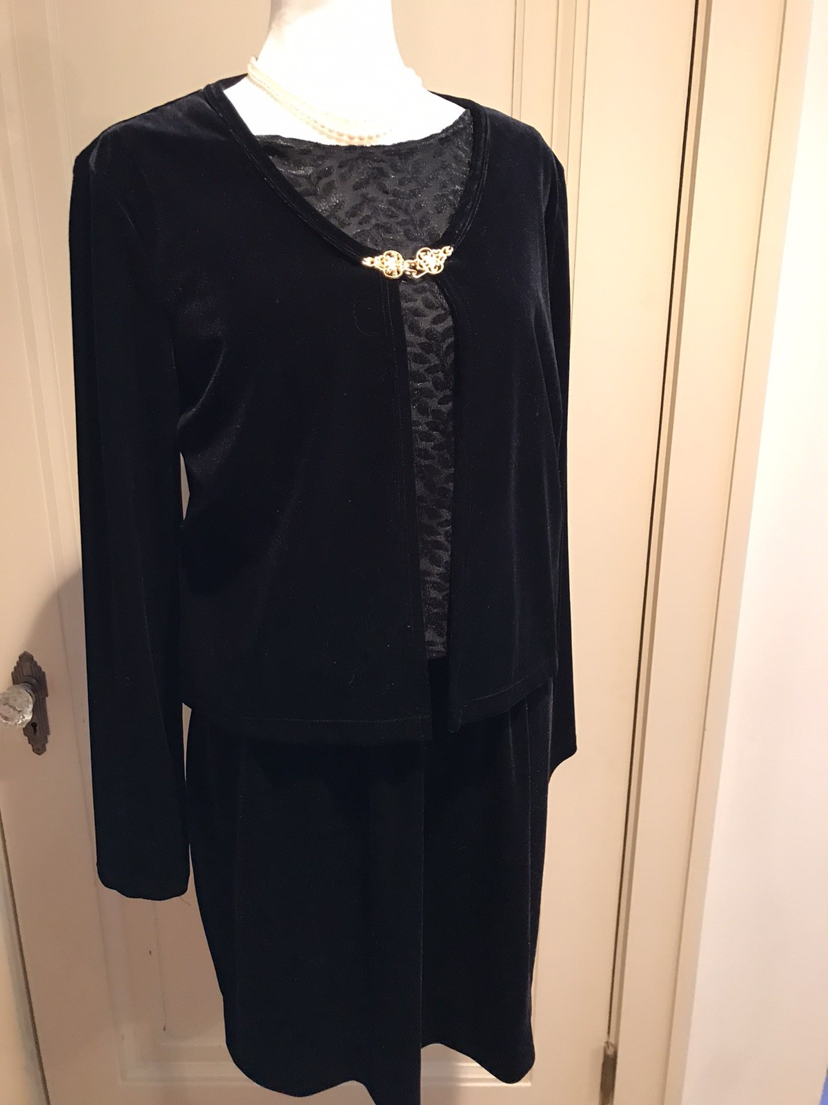 Vintage Velvet Jacket/skirt Ensemble Med