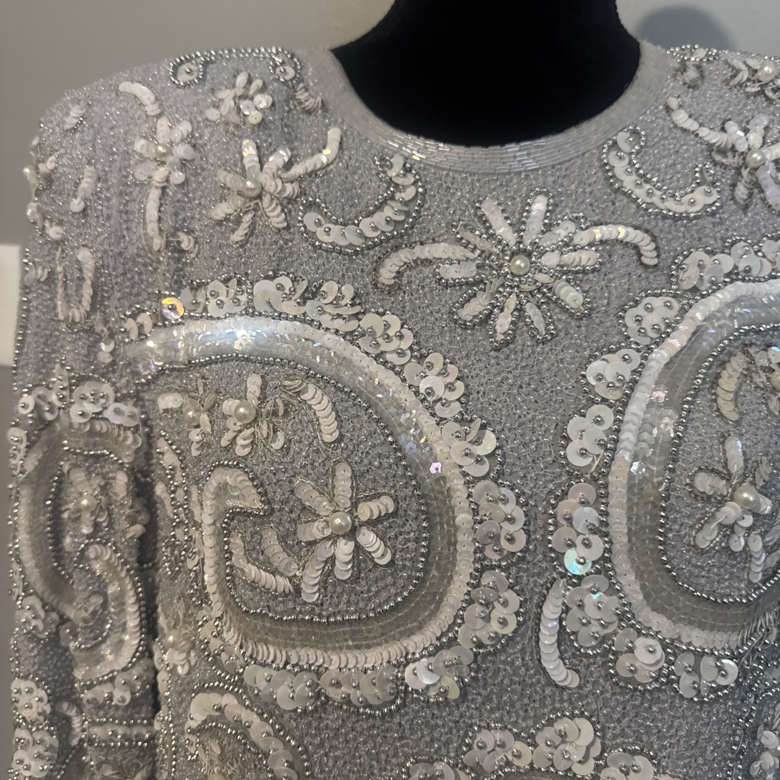 Vintage Royal Feelings Shimmering Pearl Silver Grey Silk Sequined Blouse XL