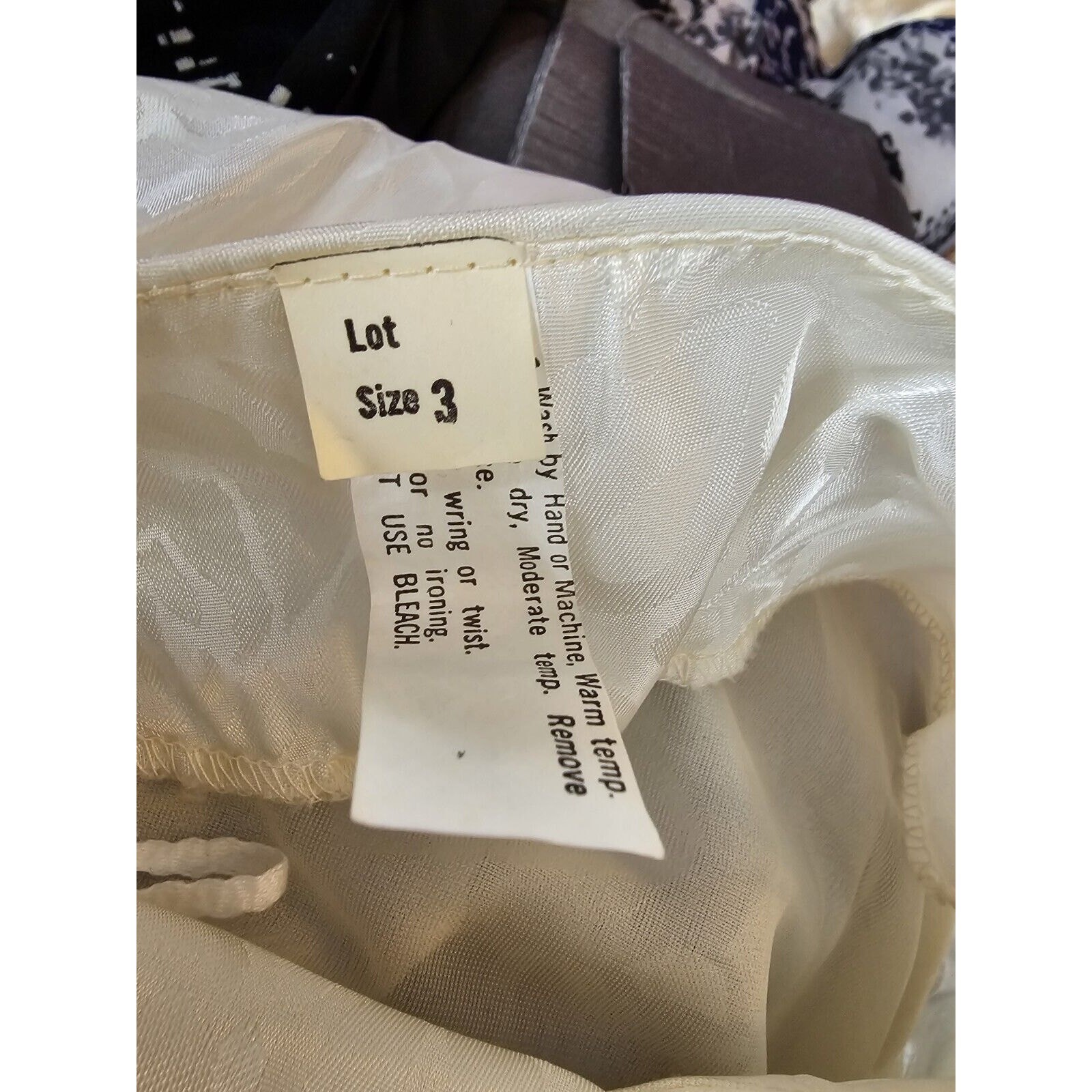 VINTAGE 80s WOMEN’S White Satin Floral Drop Waist Pleated Skirt Dress Small