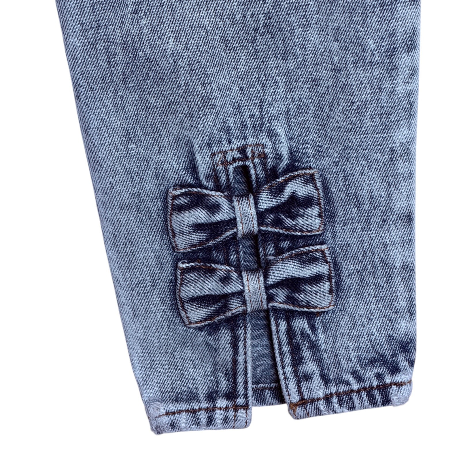Vintage No Excuses Collectors Series High Waisted Light Wash Jeans Bow Hem Sz 13
