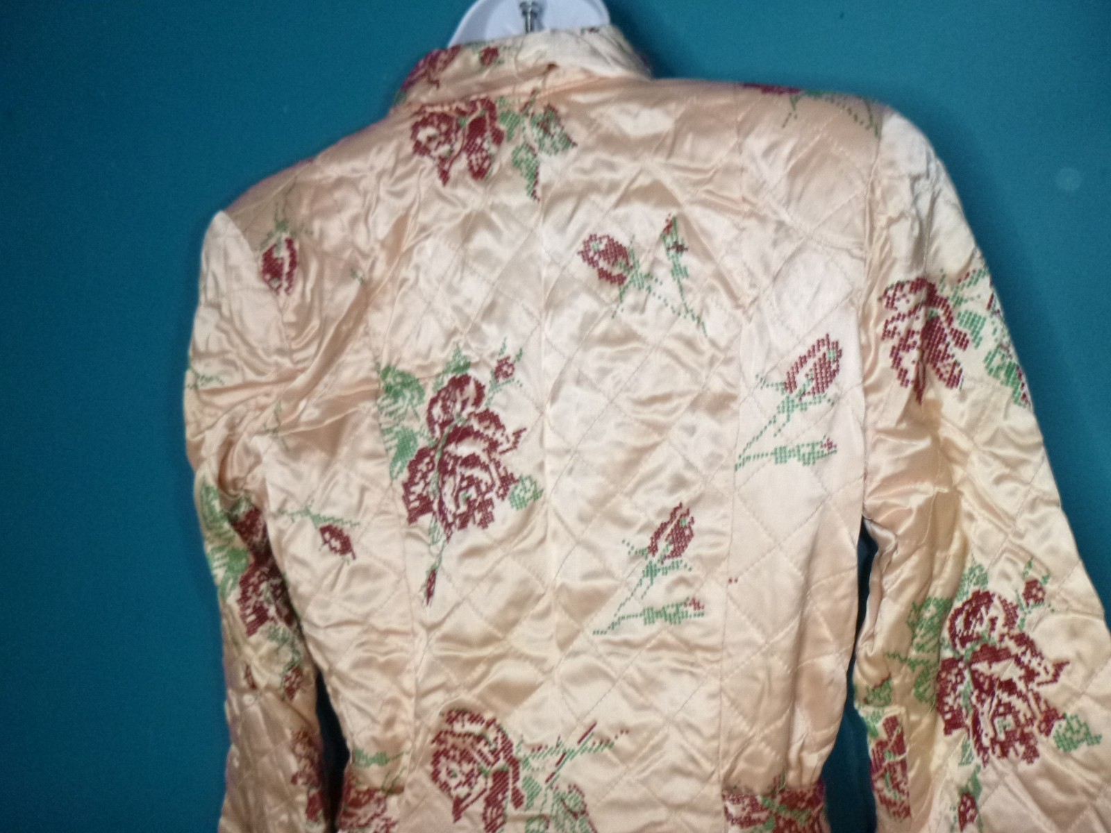 Vtg 1940s Dressing Gown / Robe Peach Quilted Satin FLOCKED Roses Wrap Style Sz M