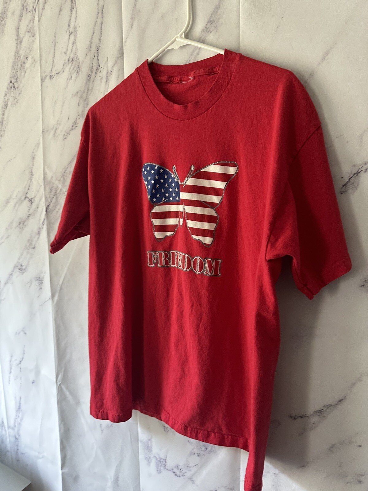 VTG 90s USA FLAG FREEDOM BUTTERFLY PRINT TSHIRT WOMENS MEDIUM