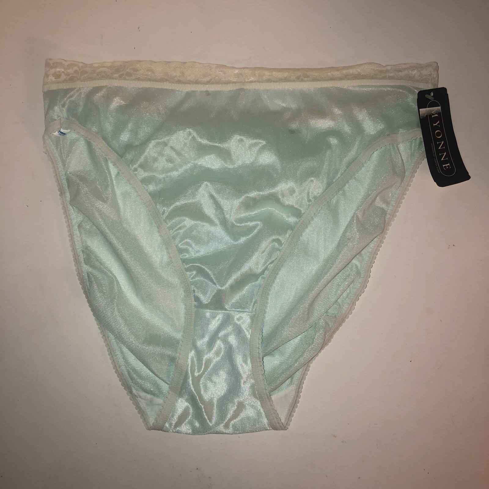 Vintage New Myonne Panties Light Baby Blue Panties Size 7 Nylon Fits Hips 40-41