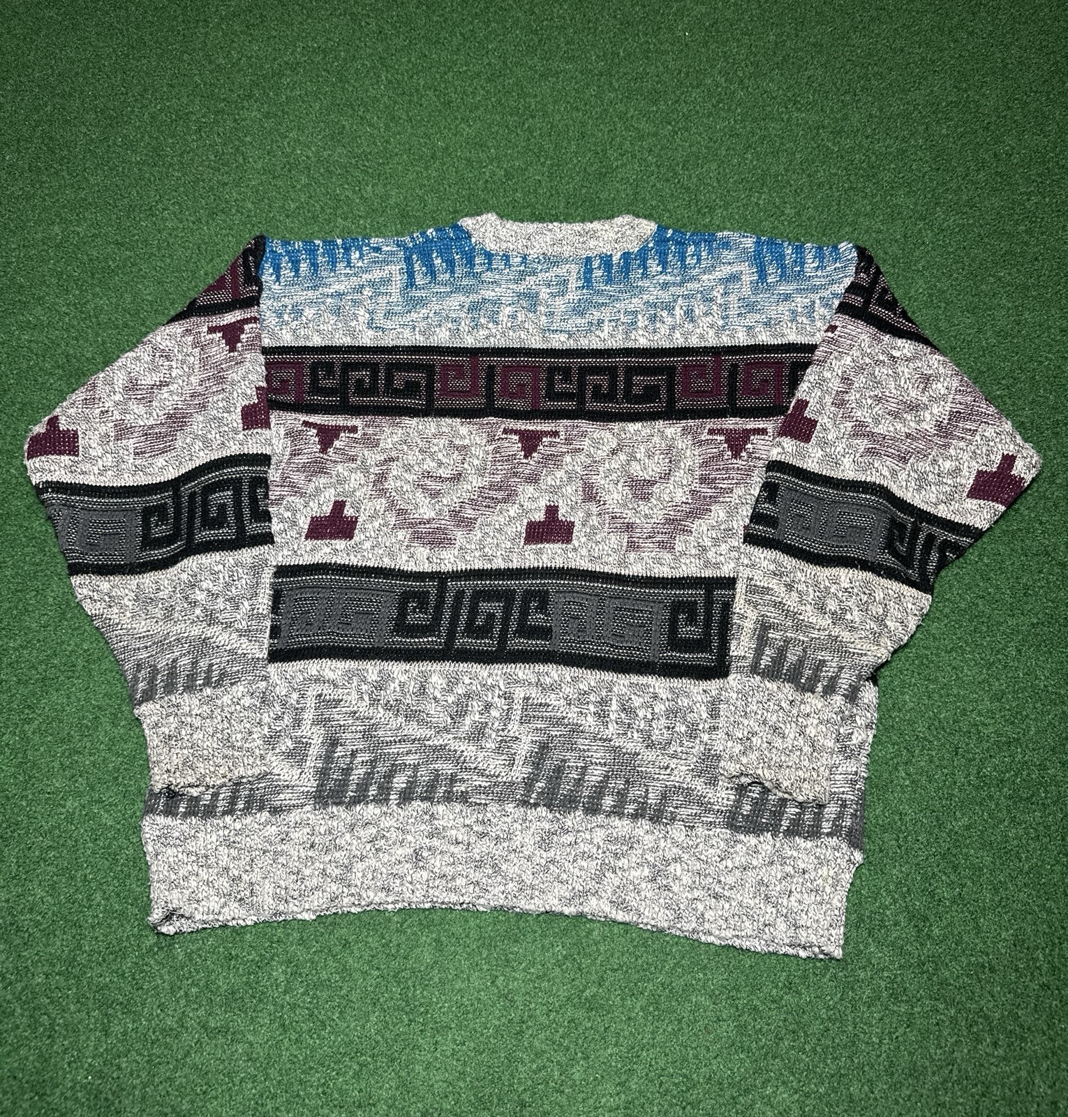 Vintage City Streets Retro 90s Geometric Colorful Lrg Knit Sweater