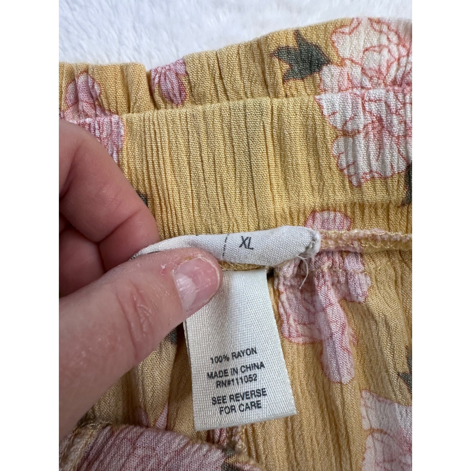 Vanilla Star Yellow Floral Ruffle Shorts XL Pink Roses Elastic Waist Rayon Crepe