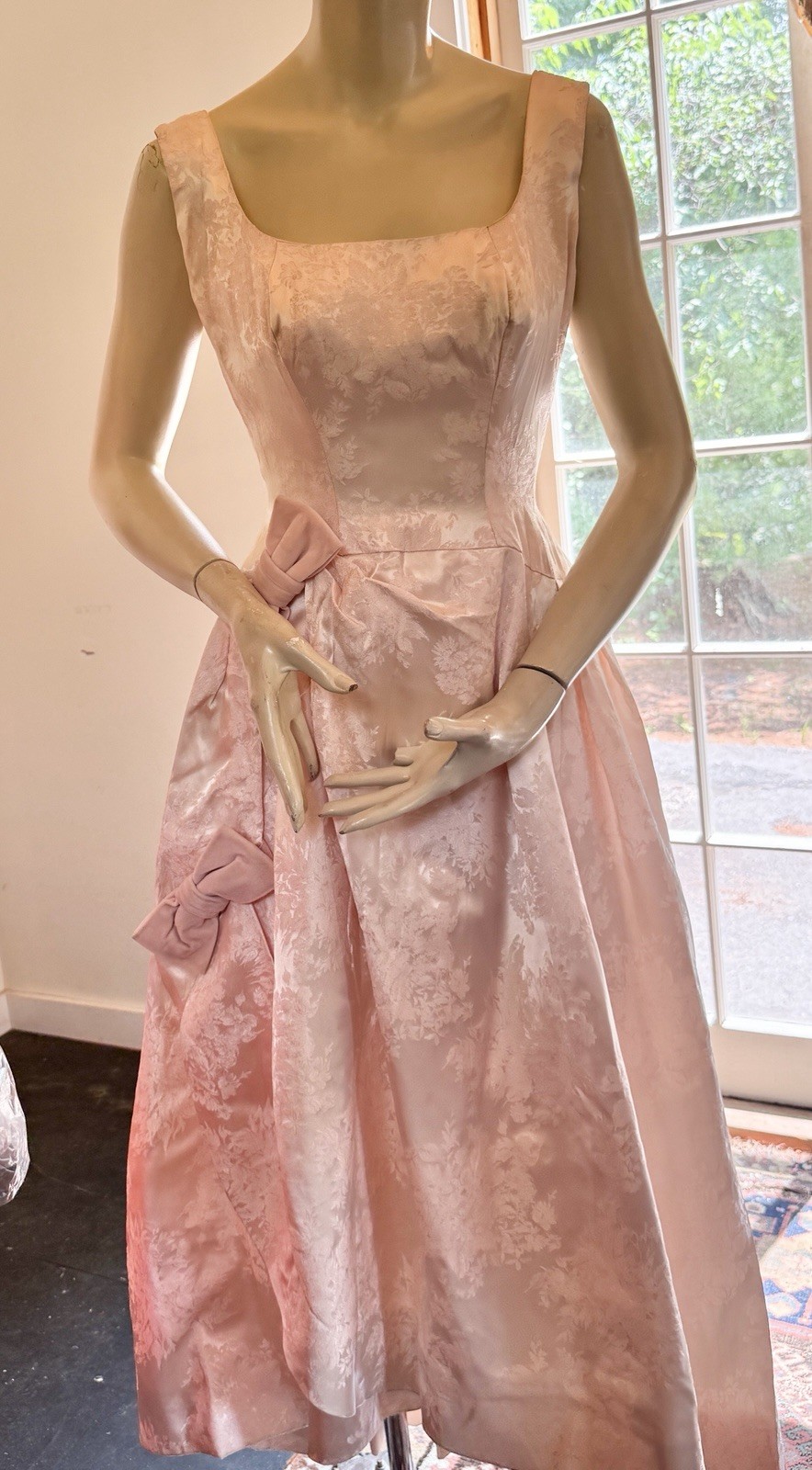 VINTAGE FRENCH LABELLED JACQUE HEIM FANCY PALE ROSE DAMASK PARTY GOWN