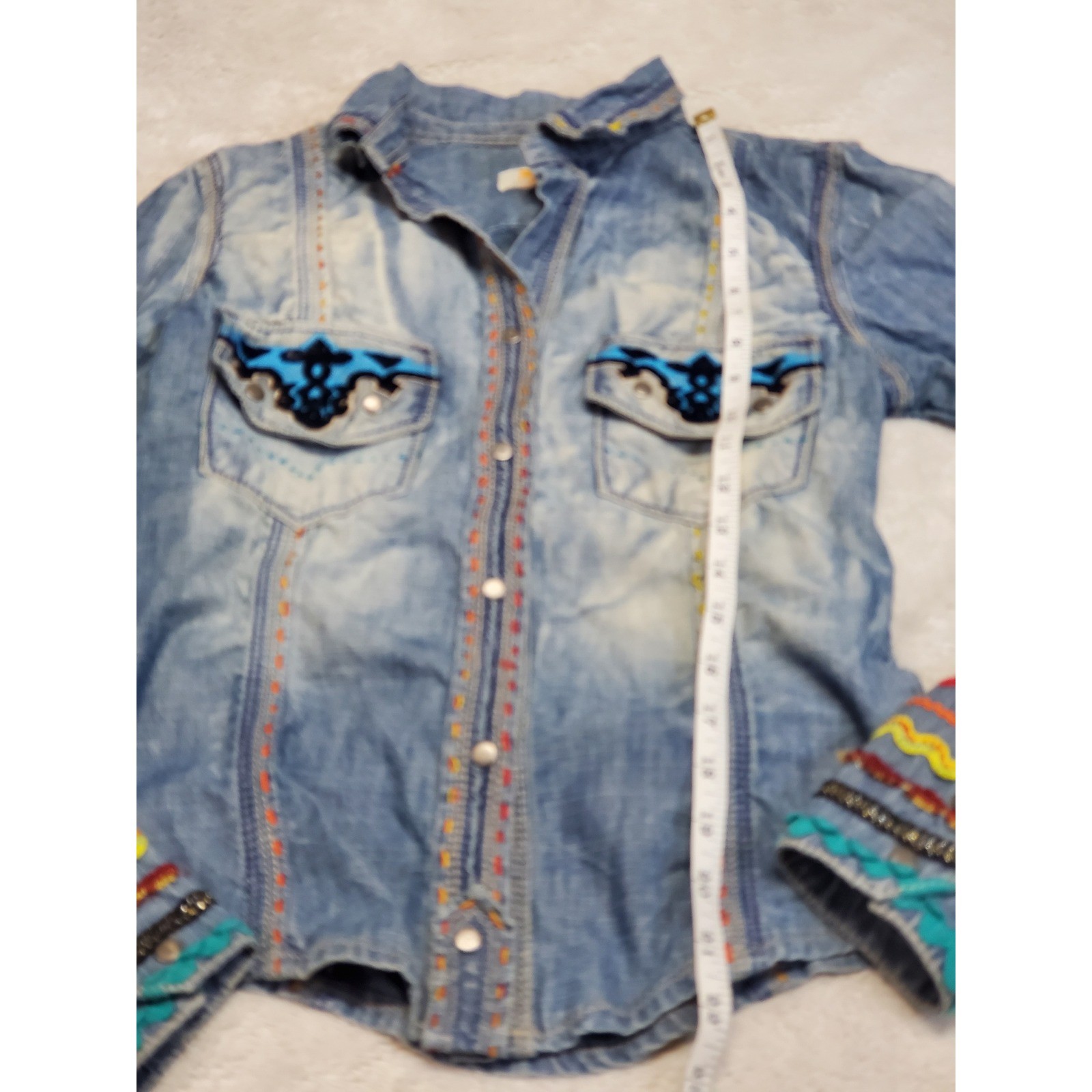 Antik Denim Light Wash Blue Embroidered Snap Top Small Retro Bohemian Festival