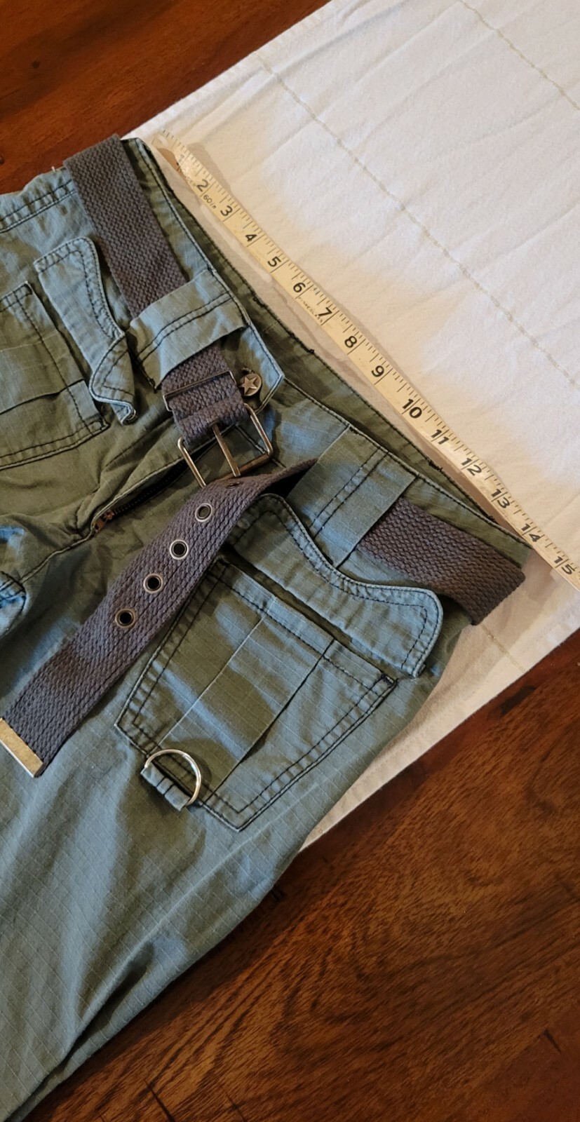 90s Vintage SERIOUS Capri Cargo Pants