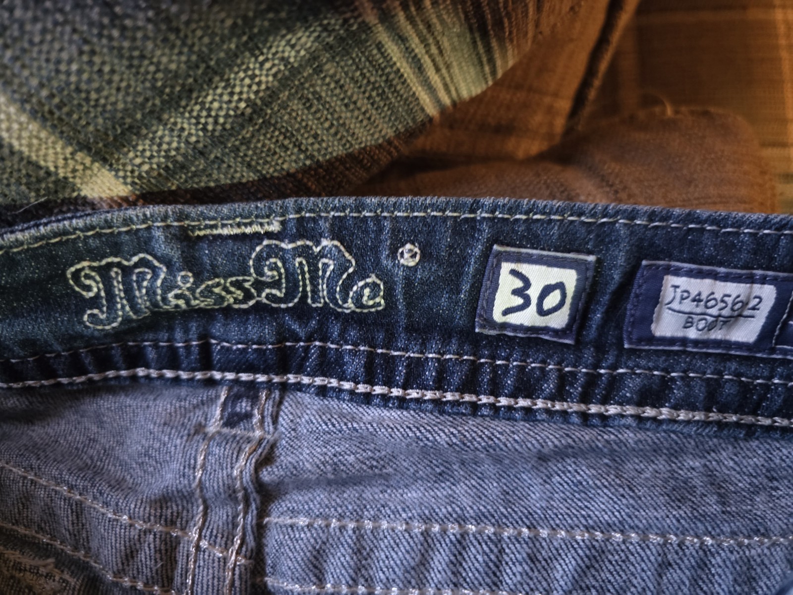 Vintage Miss Me Size 30 Jeans Dark Blue Studded Rhinestone Embellished Pockets