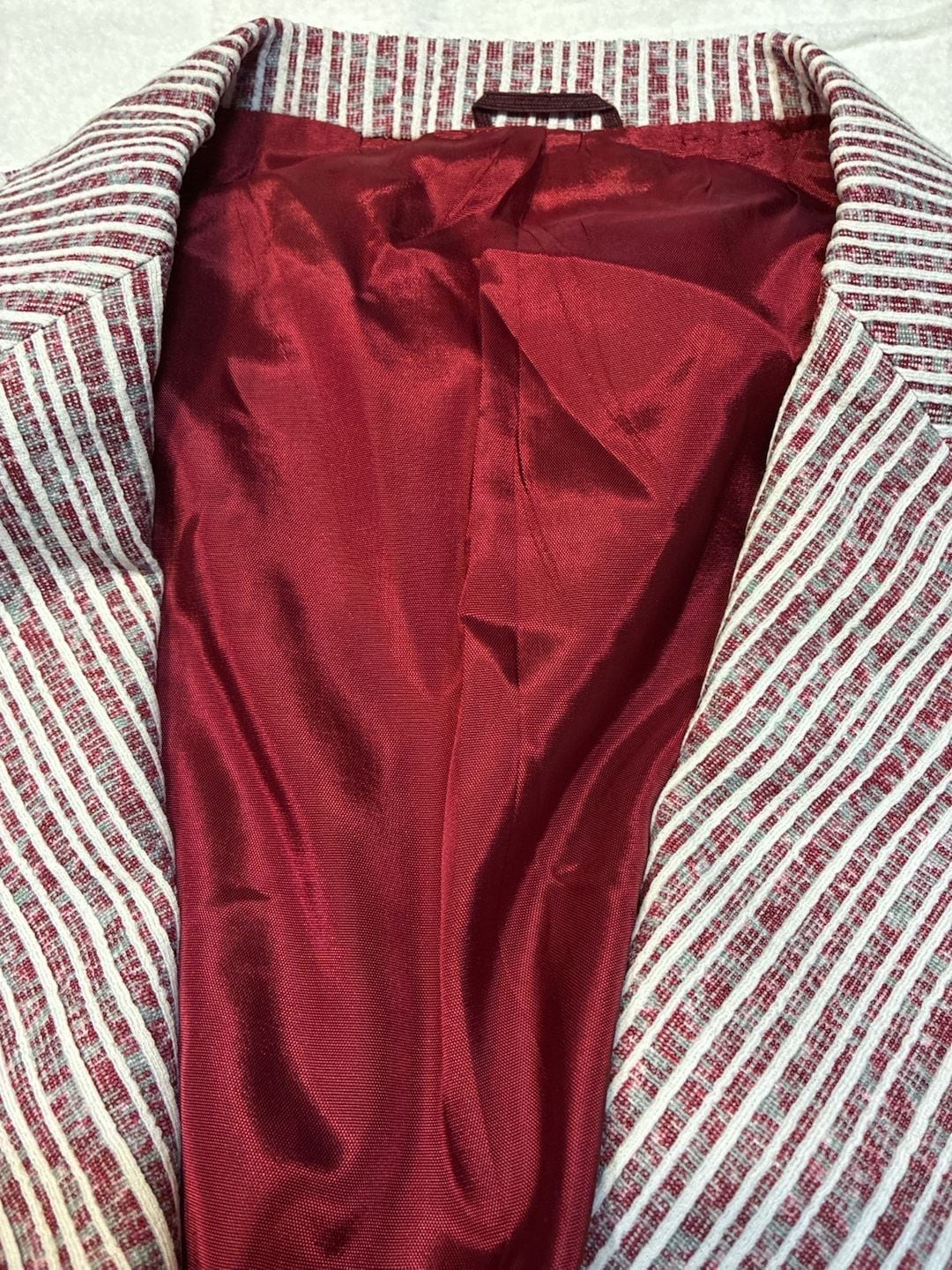 Vintage 1970s Striped Red and White Polyester Leisure Blazer