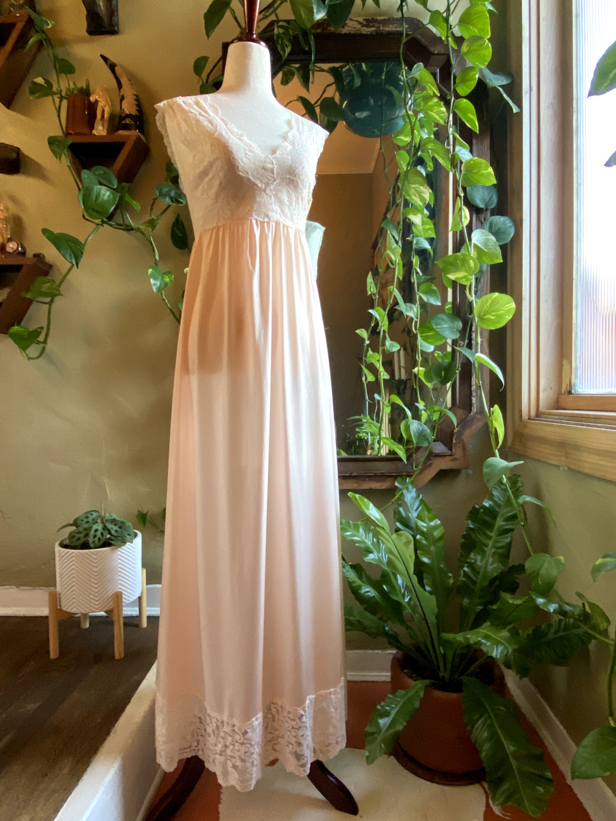 Vintage Nightgown by Shadow Line, 70s 80s, Baby Pink & White, Lace , Sz XXS/XS