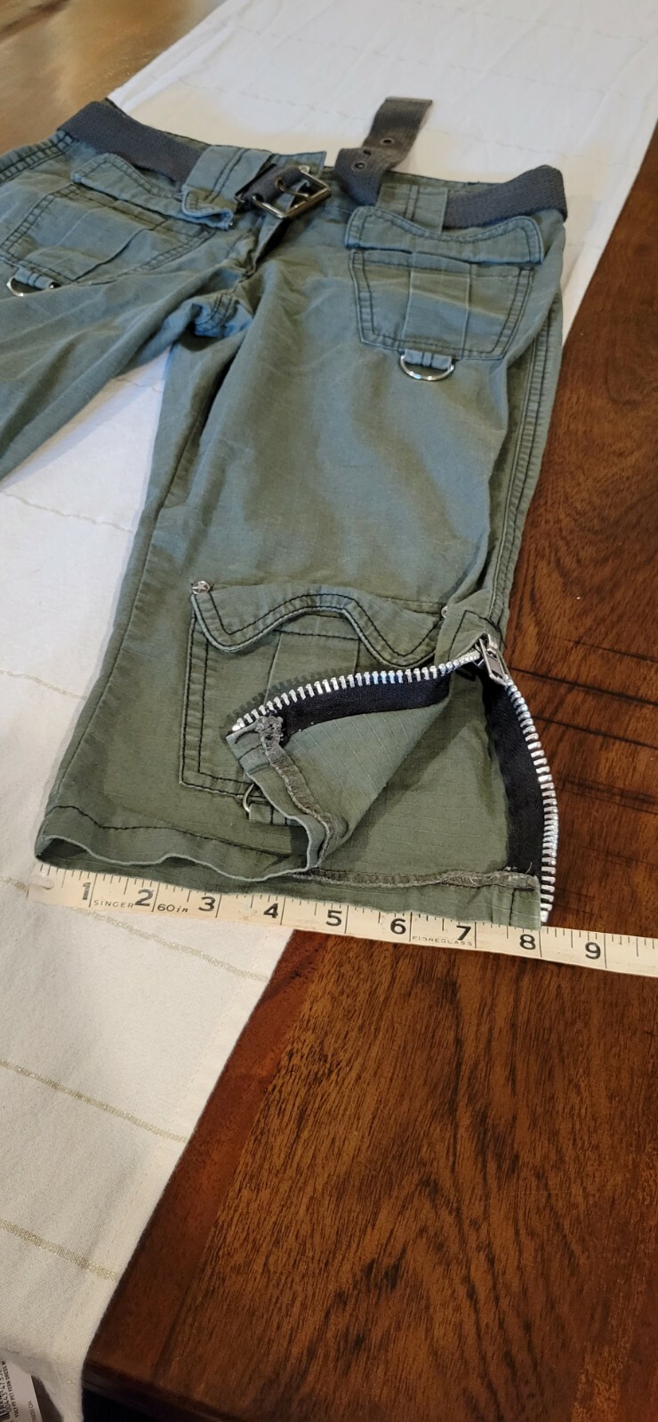 90s Vintage SERIOUS Capri Cargo Pants