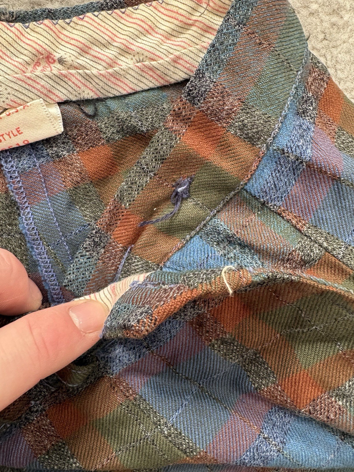 Vintage 1950s 1960s Womens Tapered Plaid Side Zip Pants Tapered