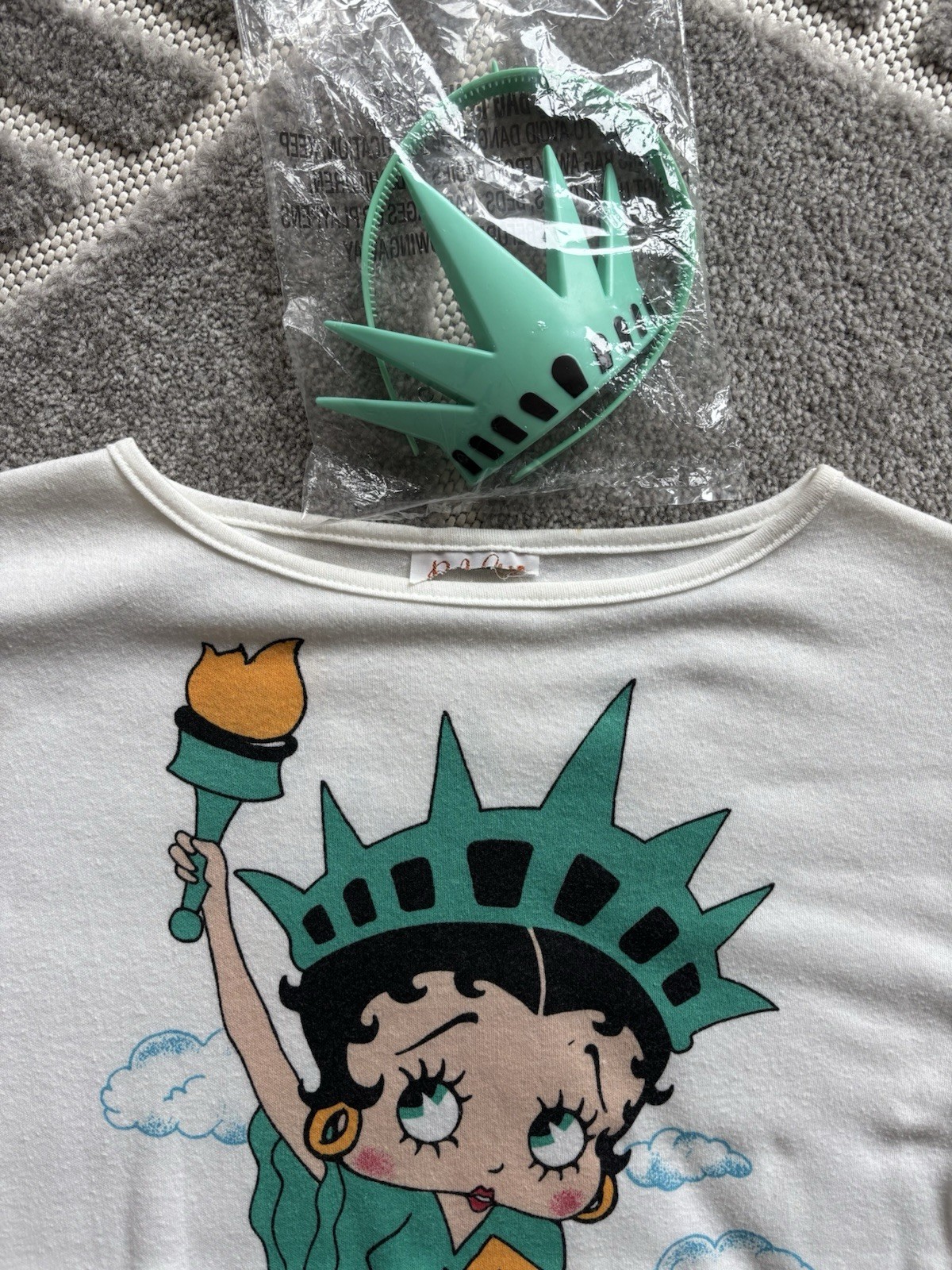 Single Stitch Betty Boop Statue of Liberty Vintage 1985 With Crown Women’s M
