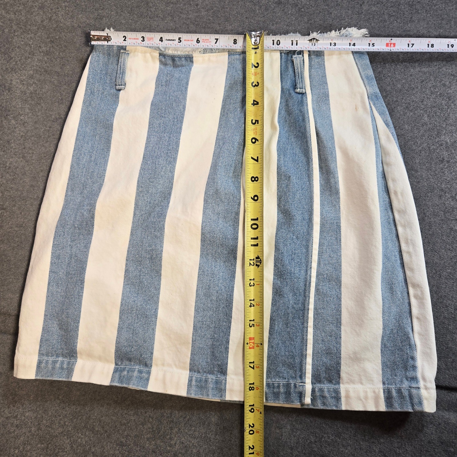 Vintage Nuovo County Seat Striped Denim Mini Skirt Blue White Wrap Front 11/12
