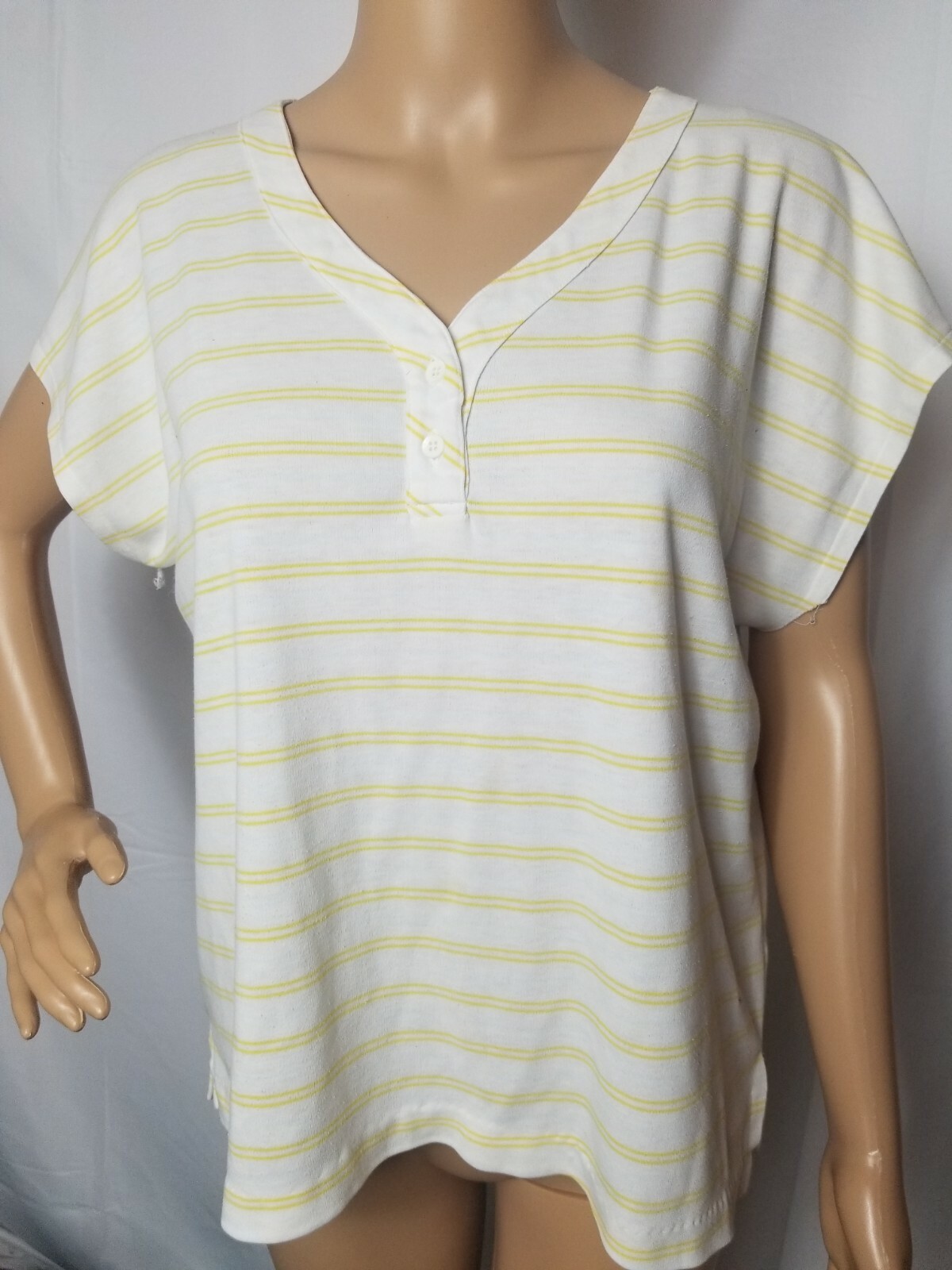 Vintage 1980s Womens Shirt Ivylane New York Top V-Neck Single Stitch Size 38