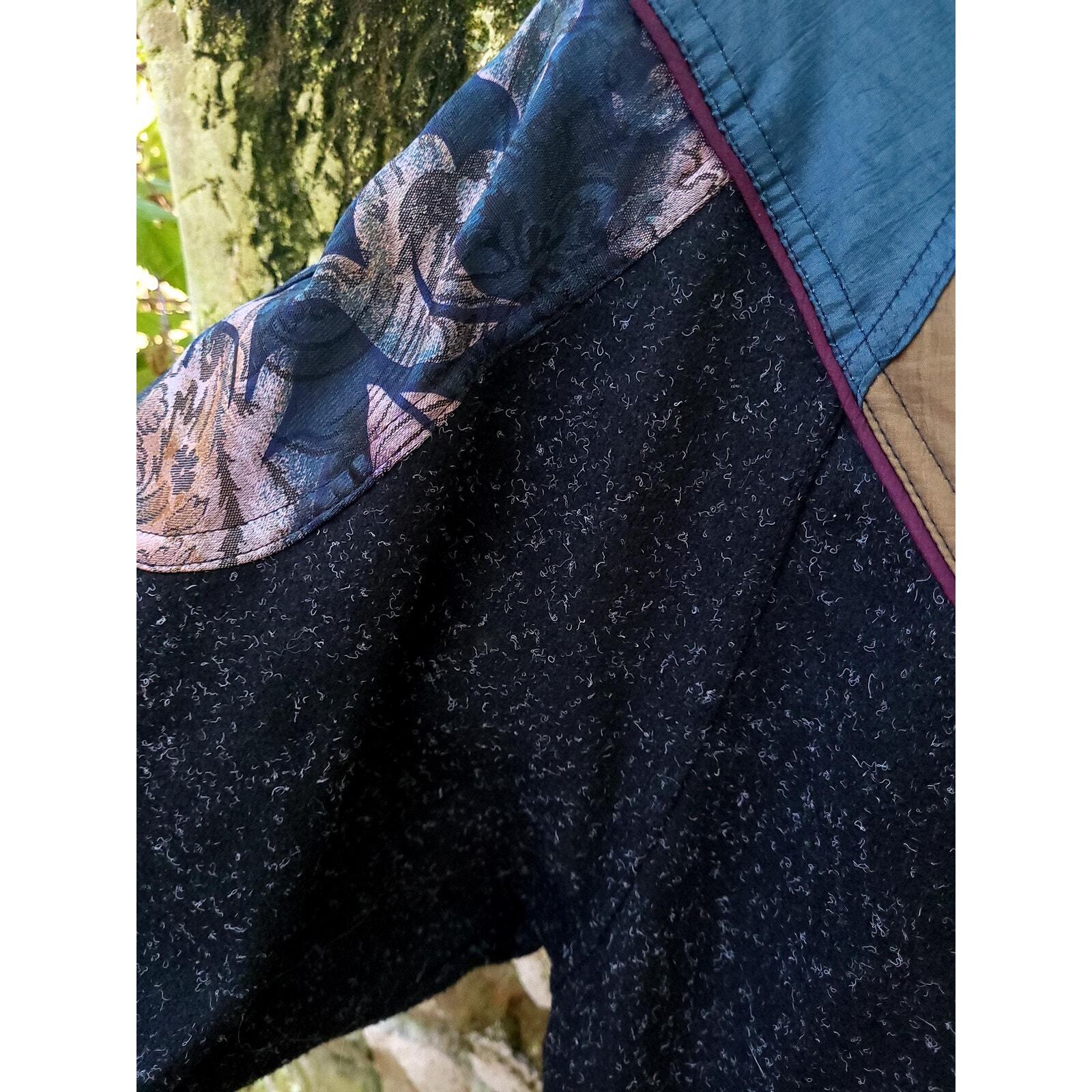 Vintage 1980’s to 1990’s Wool Nylon Floral Bomber Overcoat / Rock Creek / Large