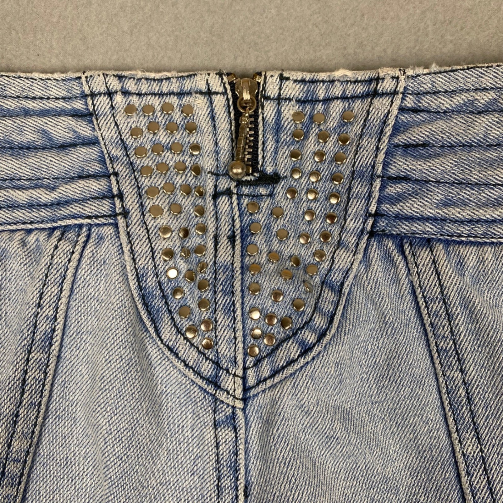 Cristina Vintage Studded High Waist Acid Wash Tapered Jeans Women Junior 7/8 Y2K