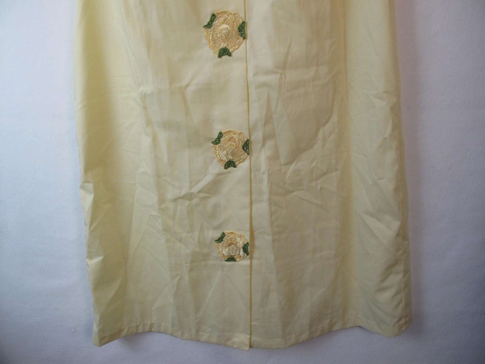 Vtg Gaymode Yellow Snap Closure Lacy Embroidered house coat dress size 12