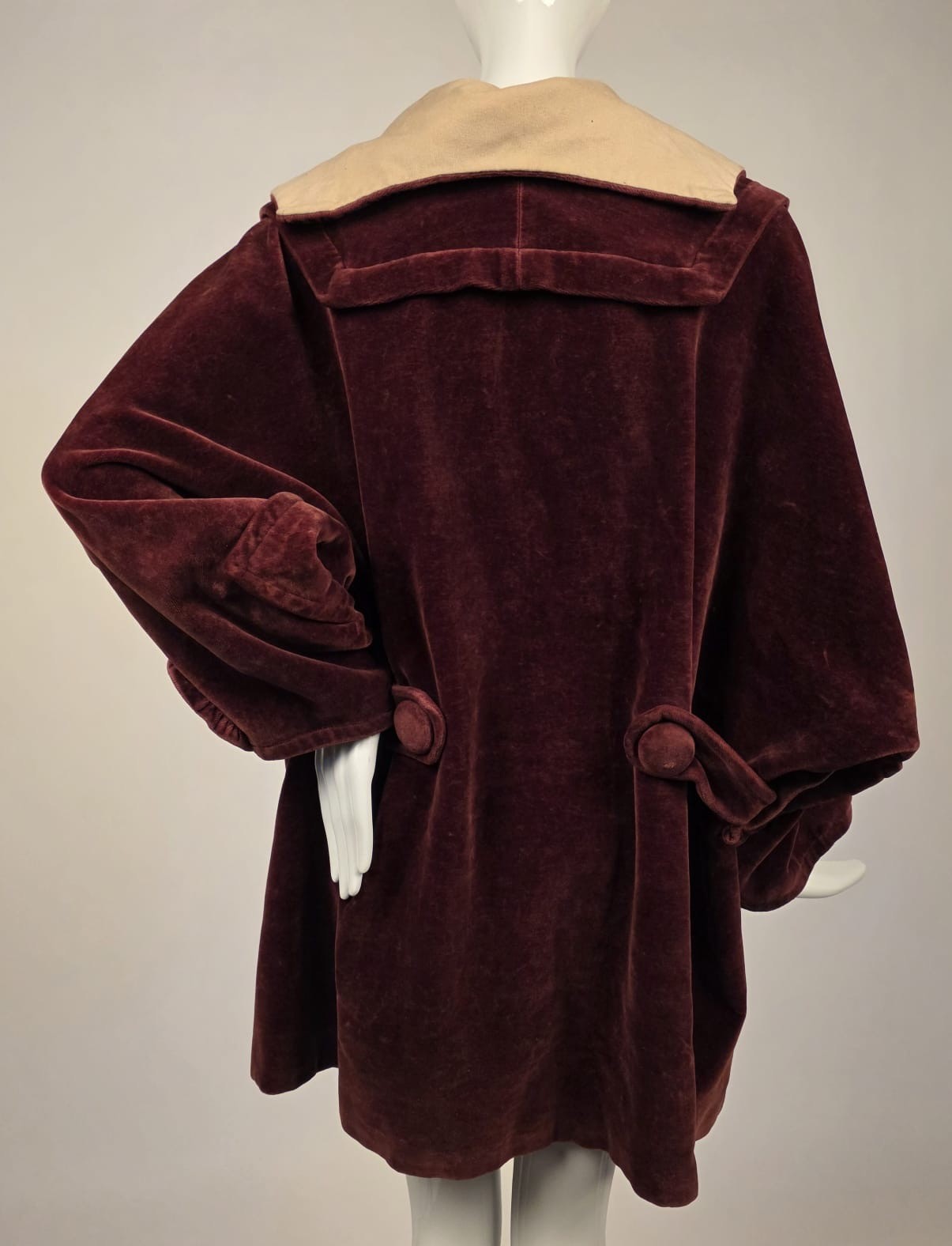 OVERSIZED EDWARDIAN VELVET JACKET W BIG BUTTON FRONT + BLONDE WOOL COLLAR