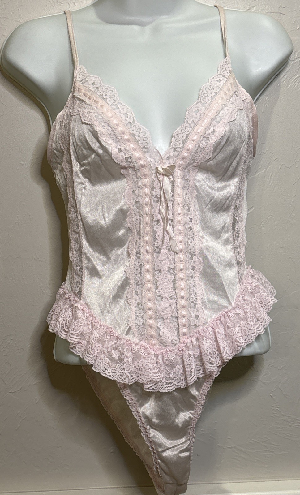 Vintage Sheet Lace Teddy Bodysuit Boudoir Romance Soft Pink Sexy Small
