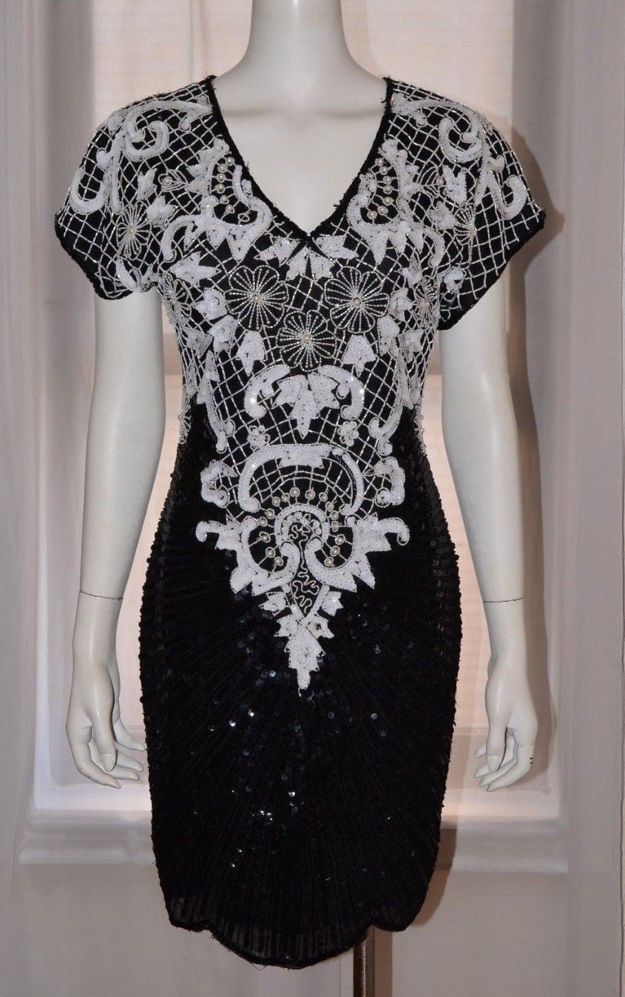 Vintage CARINA Black White Beaded Sequin Silk Evening Cocktail Dress Small S VTG