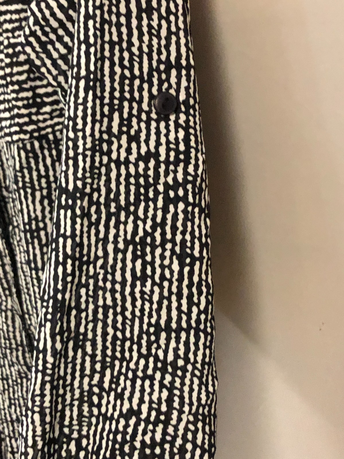 Vtg Samantha Stevens Size 8 Shirt Dress Black & White Abstract Wavy Stripes Belt