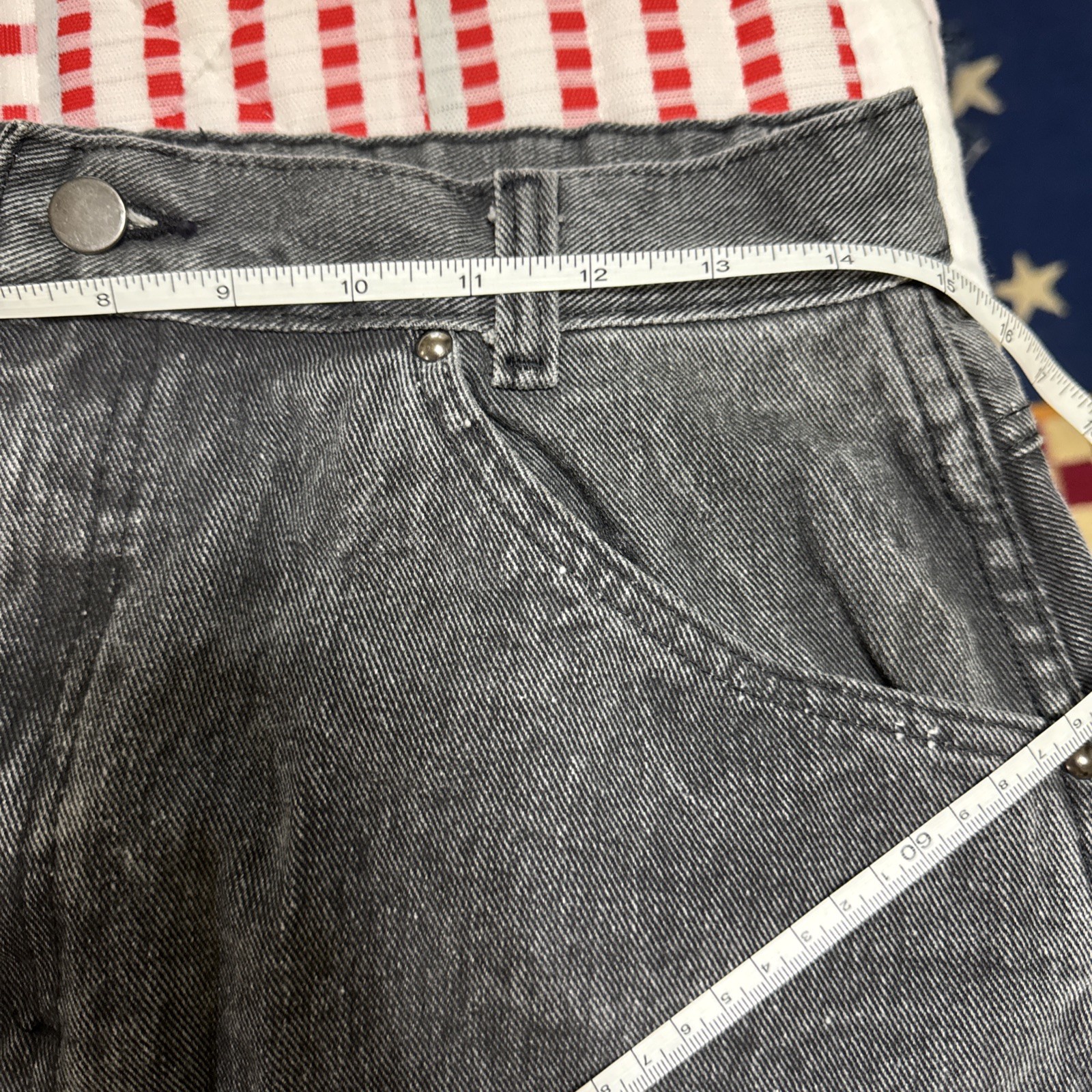 Vintage 80’s Black Denim Stone Washed Straight Skirt Women’s Check Measurements