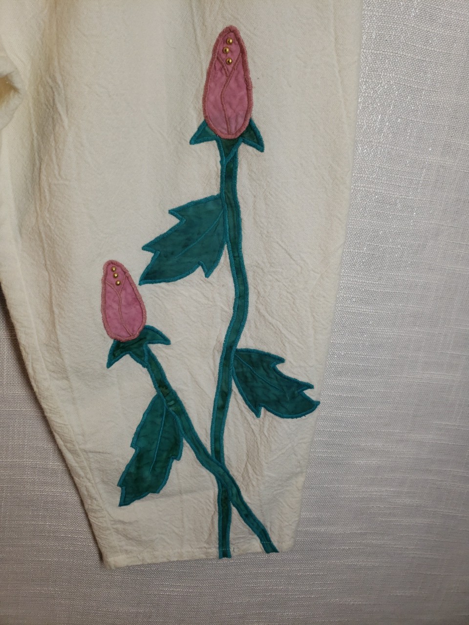 Vintage Alfredo’s Wife Muslin Capri Pants With Pink And Green Rose Buds