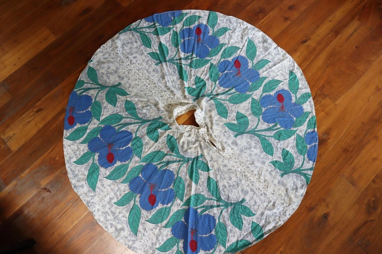 Vintage 1950’s Mexican Large Floral Cotton Circle Skirt Size 26″ Waist