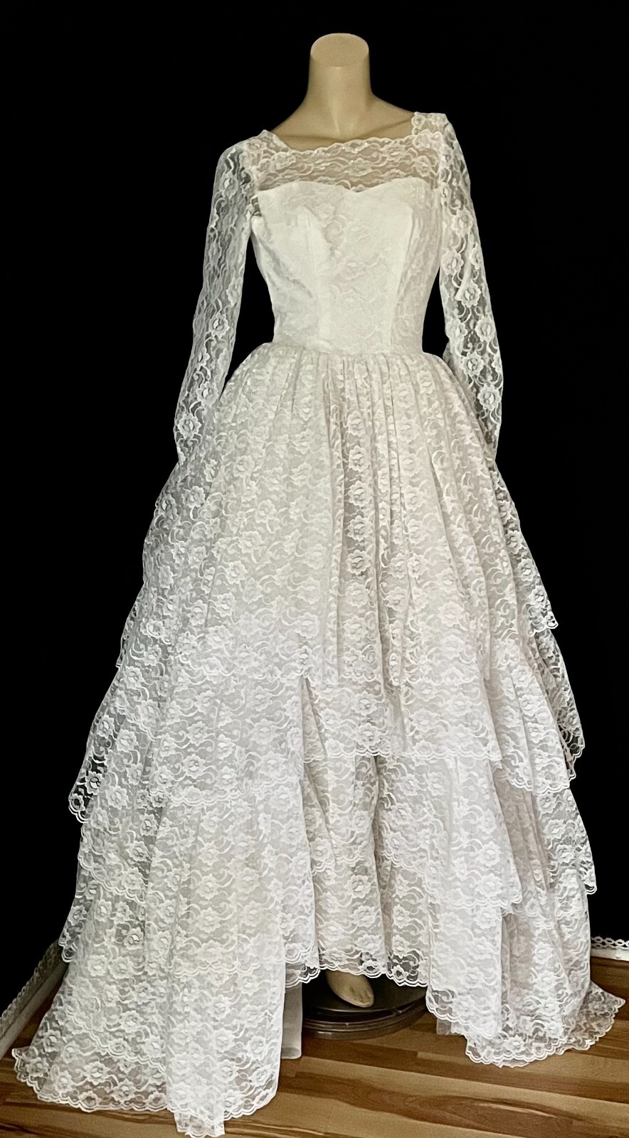 1950s Cupid Originals Cupcake Tiered Wedding Gown & Headpiece, White, Mint, XXS