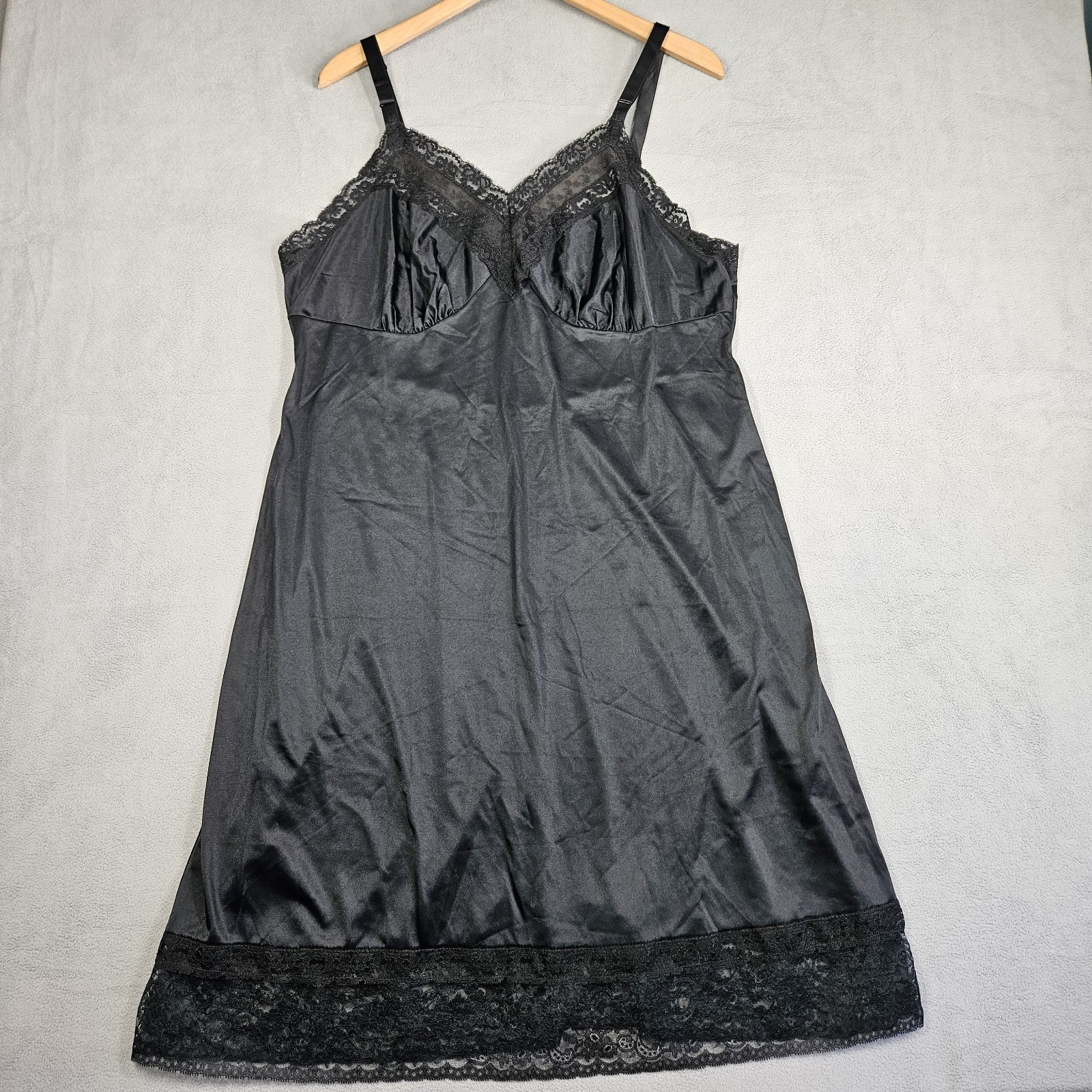Vintage Lorraine Slip Womens 44 Dress Lingerie Delicate Lace Goth Babydoll