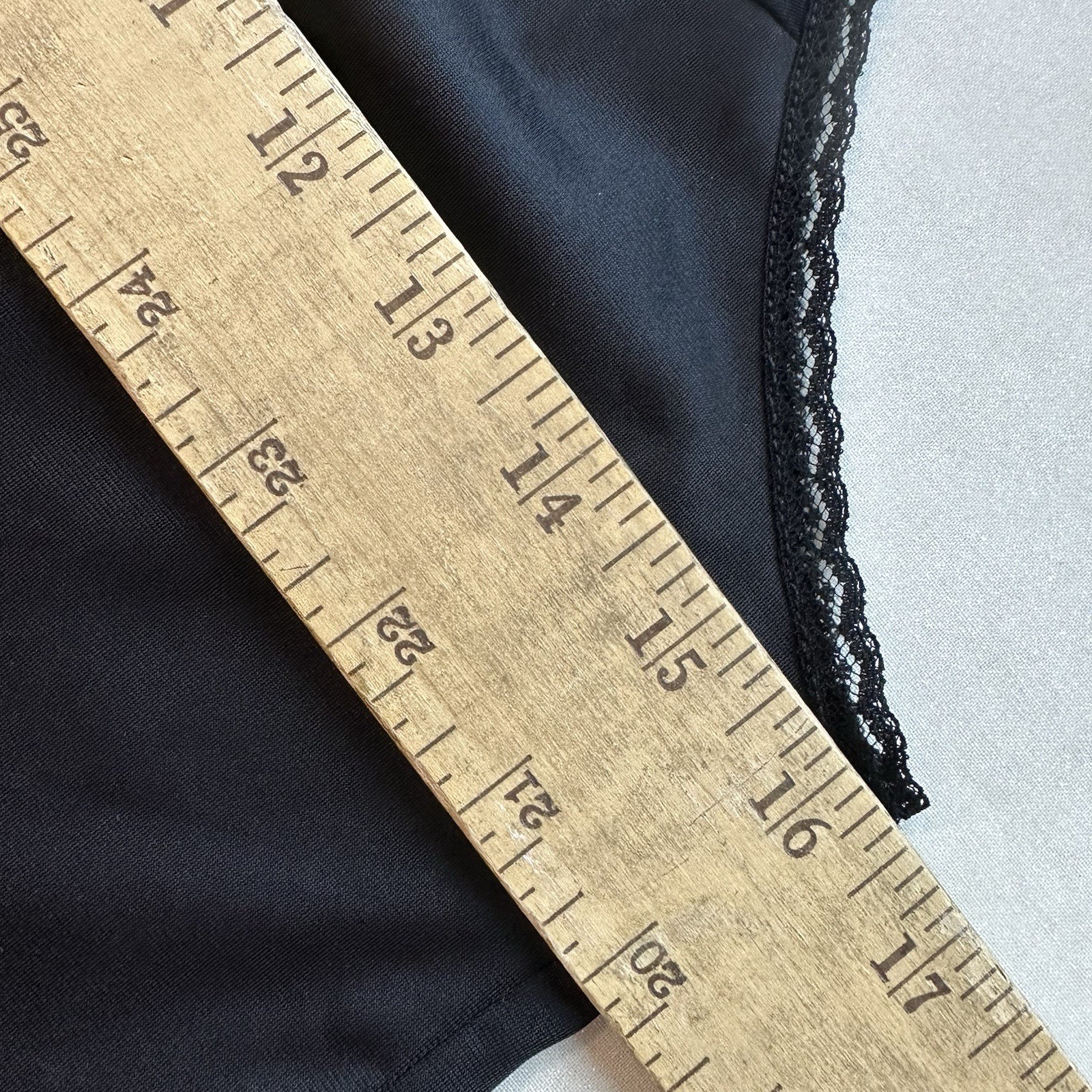 Vintage 90s Y2K Vanity Fair Black Nylon Lace Trim Camisole Made in USA Sz Medium