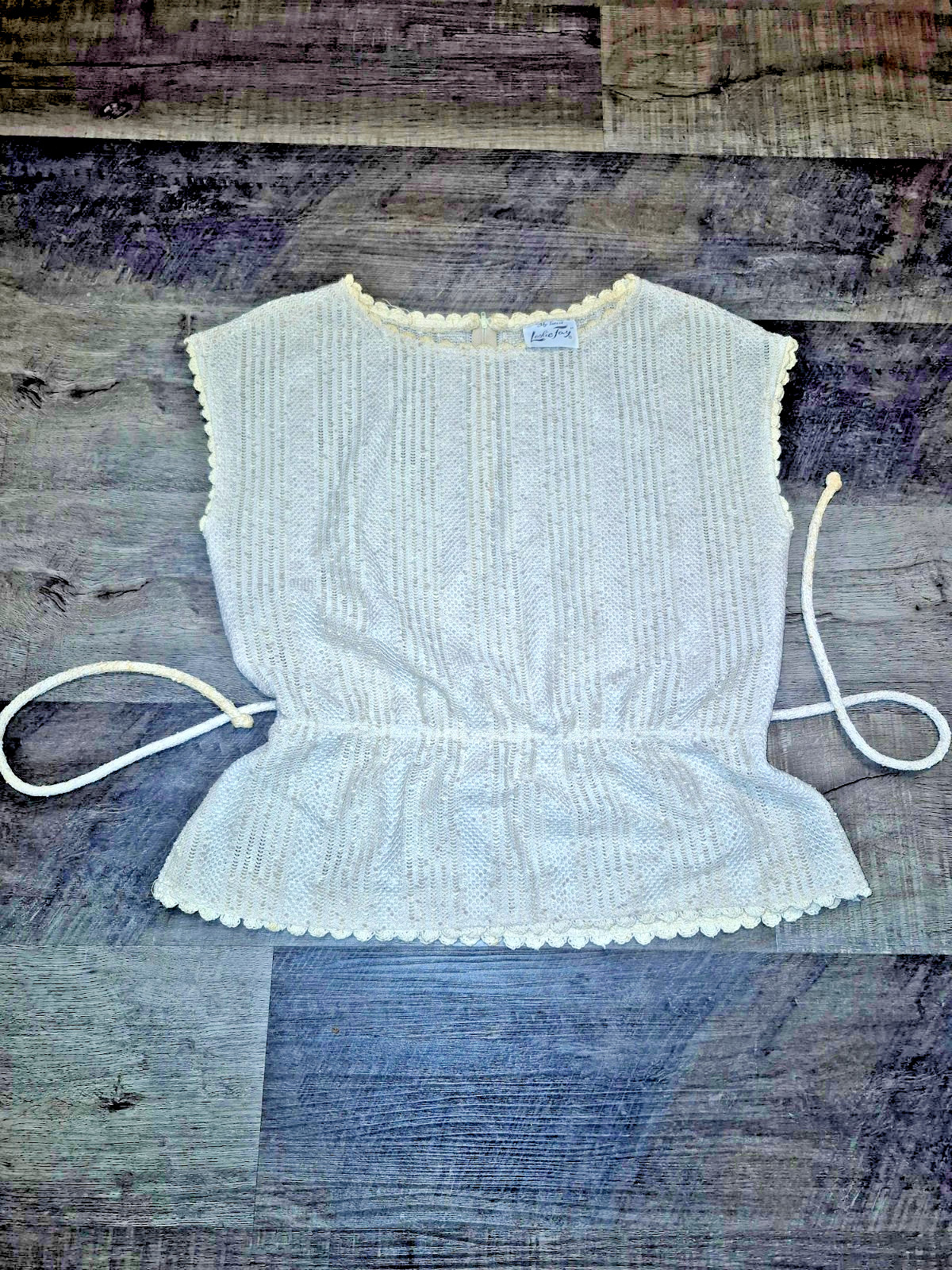 Vintage Leslie Fay My Latest 2-Piece Knit Set Cream Peplum Top Skirt 70s Boho