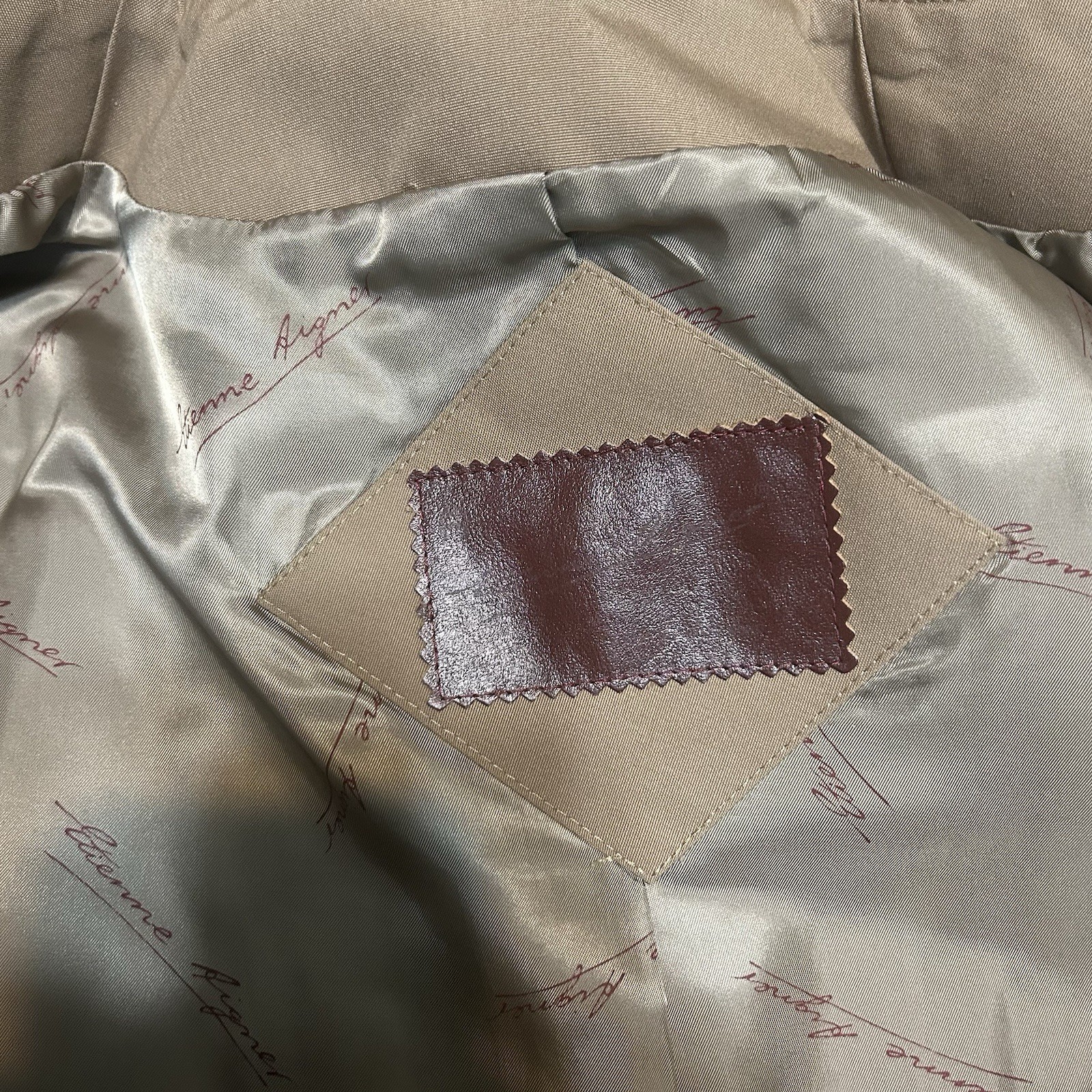 Etienne Aigner 80s Bomber Jacket Windbreaker Tan Brown Trim Zip with Icon Pin 10