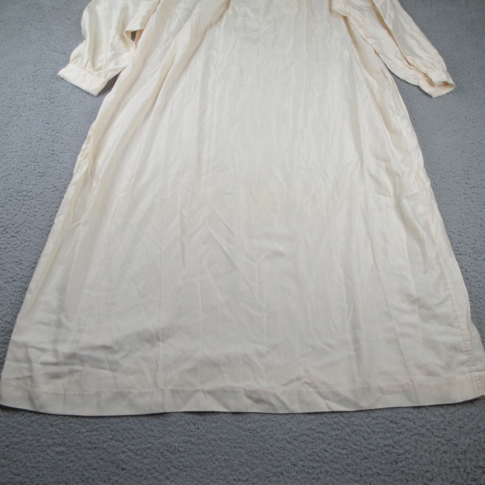Vintage Lady Barbizon Nightgown Womens XL Beige Long Sleeve Sleepwear