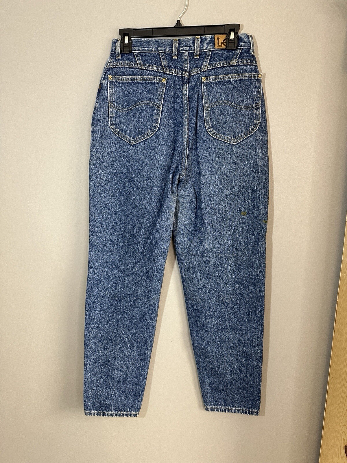 Vintage 90s Lee Jeans Women’s Size 6 High Waist Mom Tapered Denim *See Meas