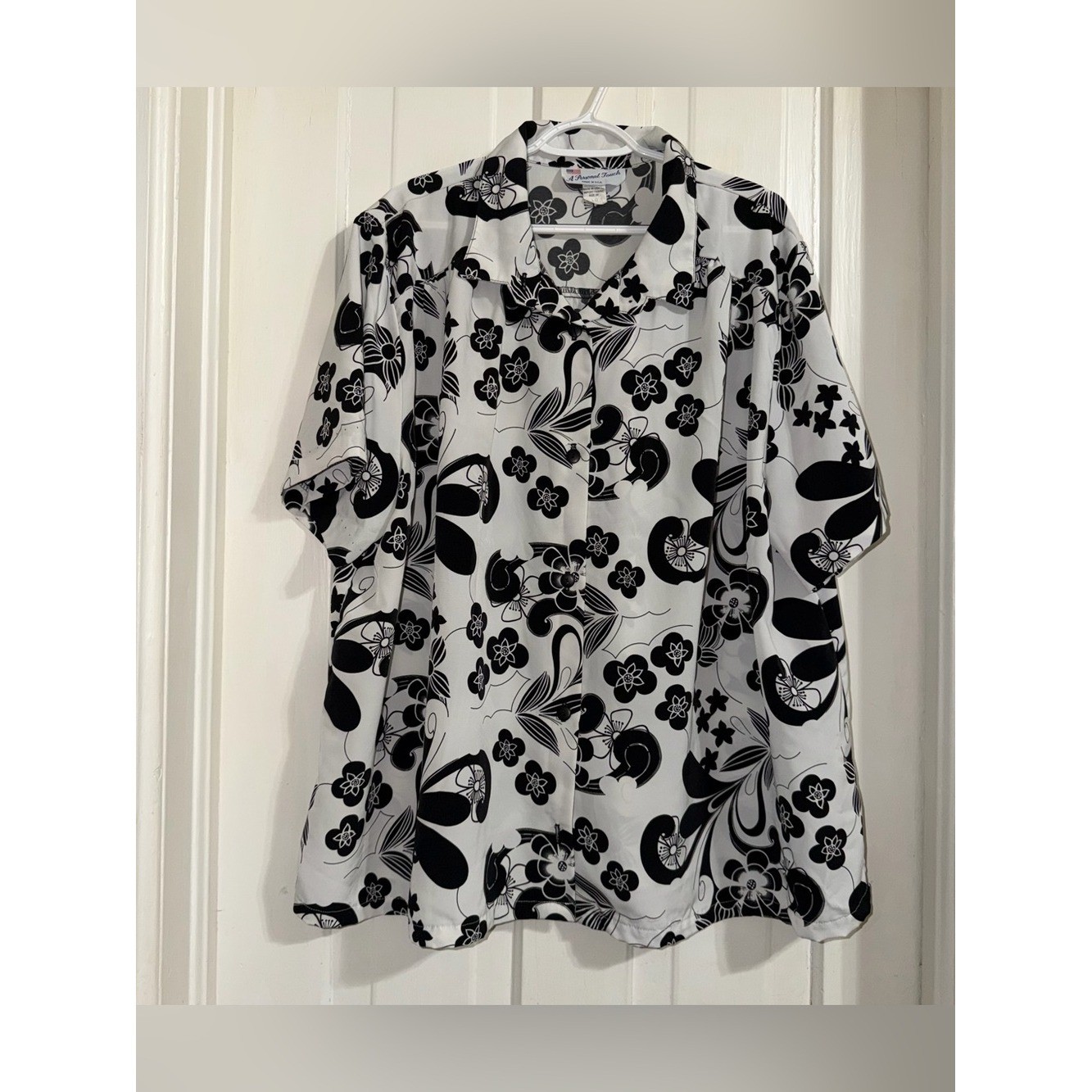 Vintage Women’s plus size 3X shirt Tropical Print Short Sleeve Button-Up Top