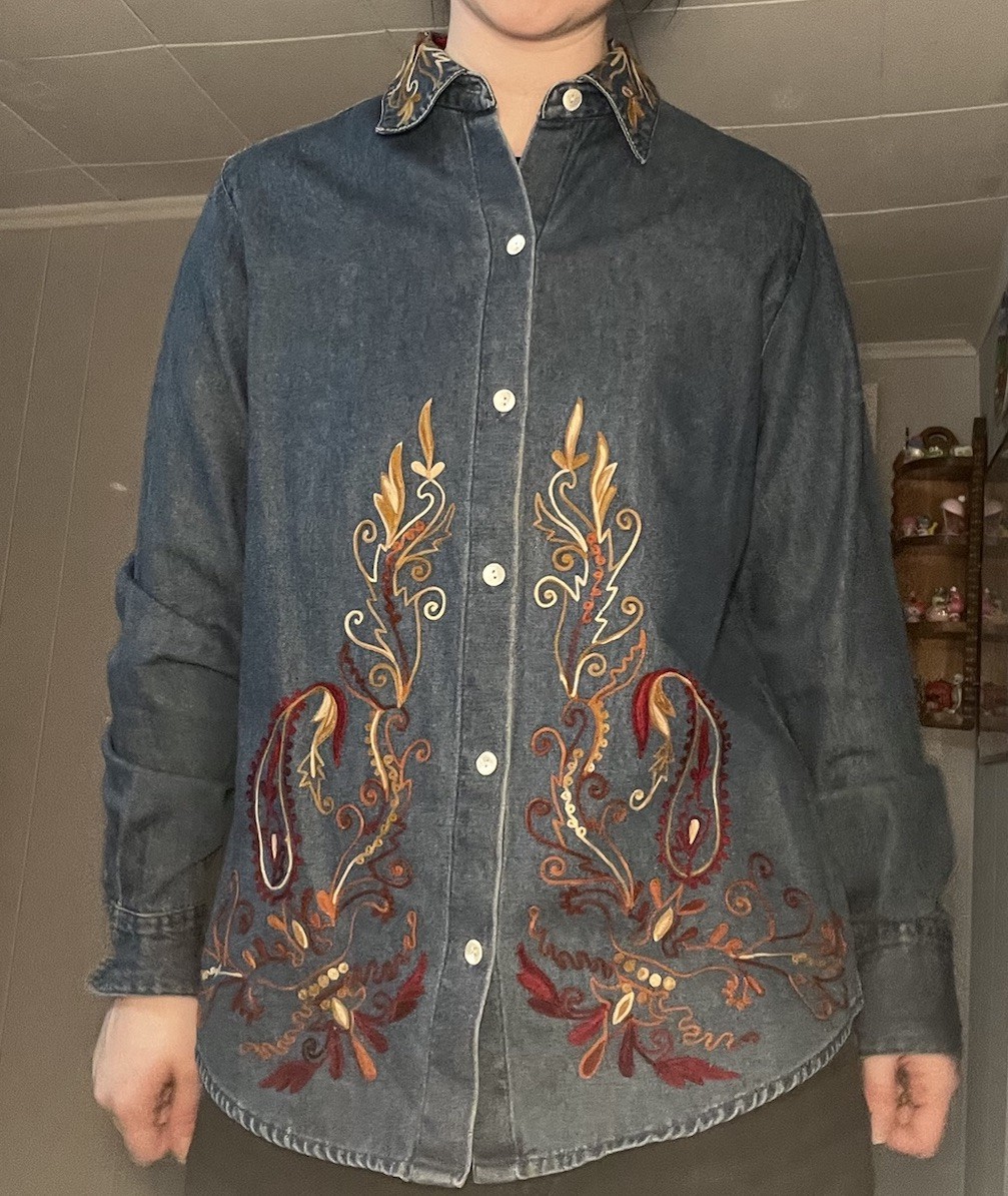 Vintage Embroidered Denim Button Up Casey Coleman 100% Cotton Size Small