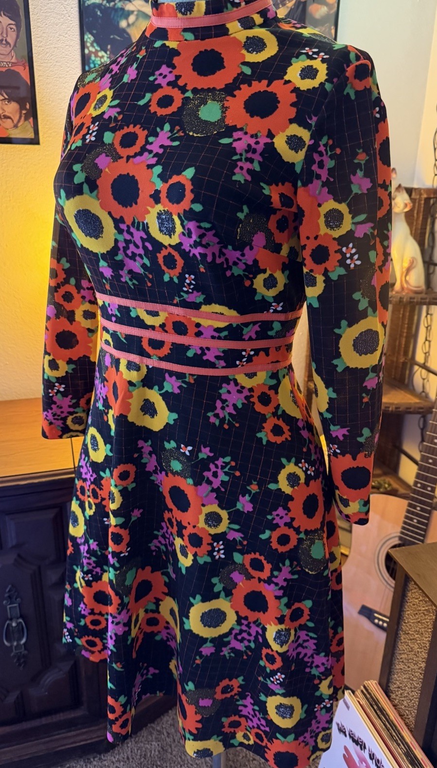 Stunning Vintage 60s-70s Bright Neon Psychedelic Mod Flower Power Flare Dress S