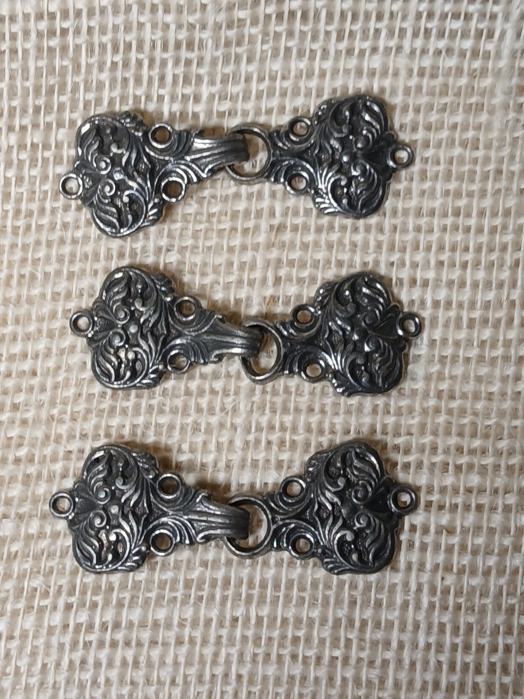 VINTAGE PEWTER 3 CLASPS ( SAGA) FOR SWEATERS Cardigan Tinn-Per 2” Norway