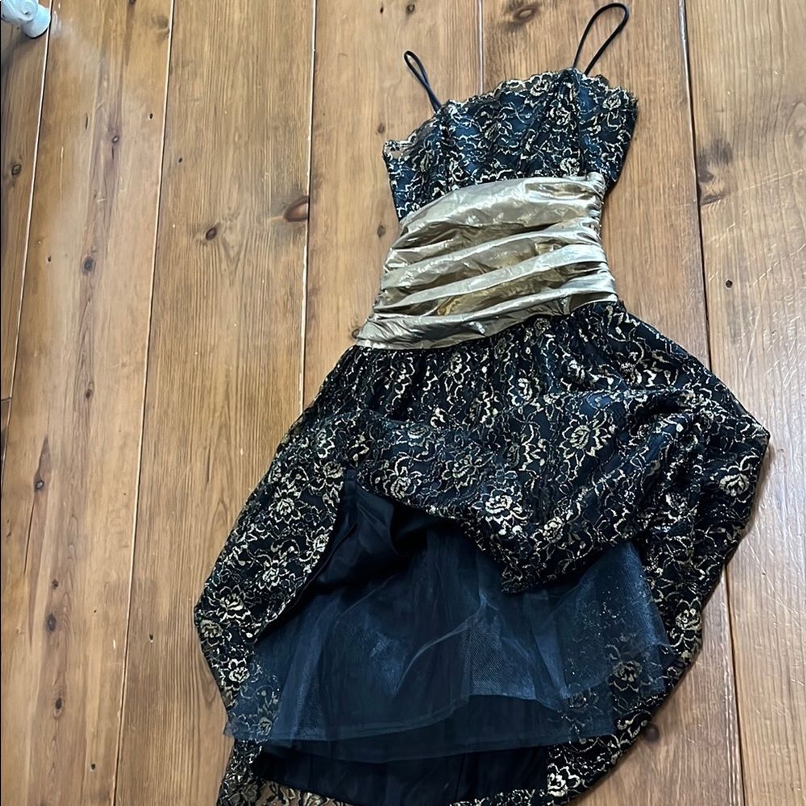 VTG 80s Black and Gold Lace Spaghetti Strap Cocktail Prom Dress with Tulle