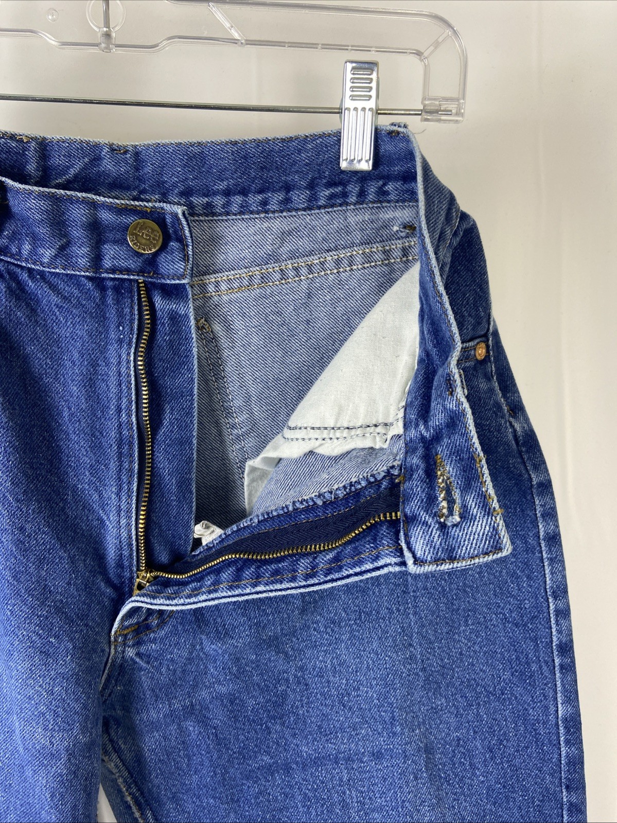 Vintage Lee Riders Women’s Size 12 Med Blue Distressed Denim Jeans Union Made